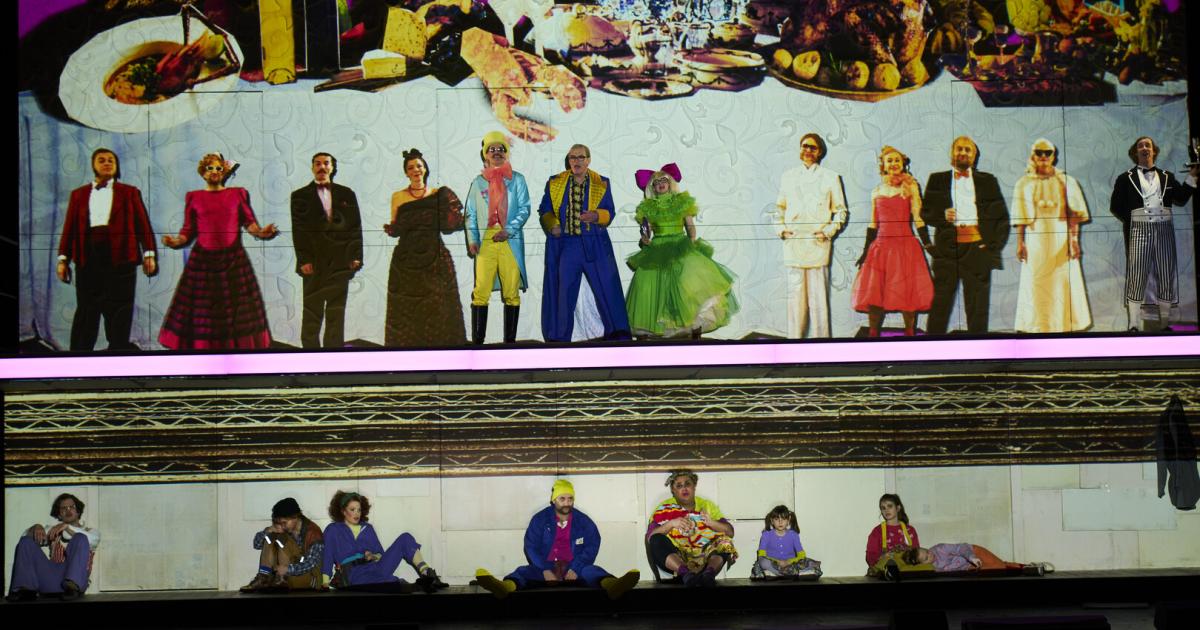 Nestroy-im-Burgtheater-Zweieinhalb-Stunden-Reiz-berflutung