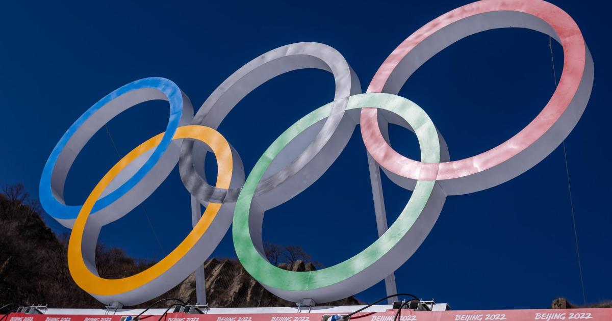 Ein-Jahrhundert-Winterspiele-Verbrecher-Fr-haufsteher-und-s-e-Pr-mien