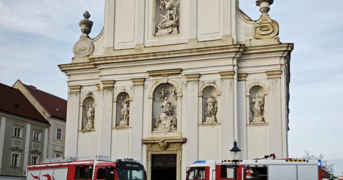 Bruck-an-der-Leitha-Festnahme-nach-Feuer-in-Kirche