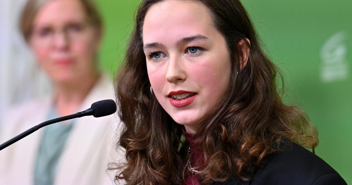 24 Jahre lter Lena Schilling Ist In M chtigen EU Gr nen Verliebt Kurier 24-jahre-lter-lena-schilling-ist-in-m-chtigen-eu-gr-nen-verliebt-kurier