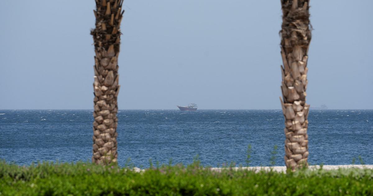 Despite ceasefire: Hormuz passage remains restricted + Kuwait, Emirates and Iran report attacks