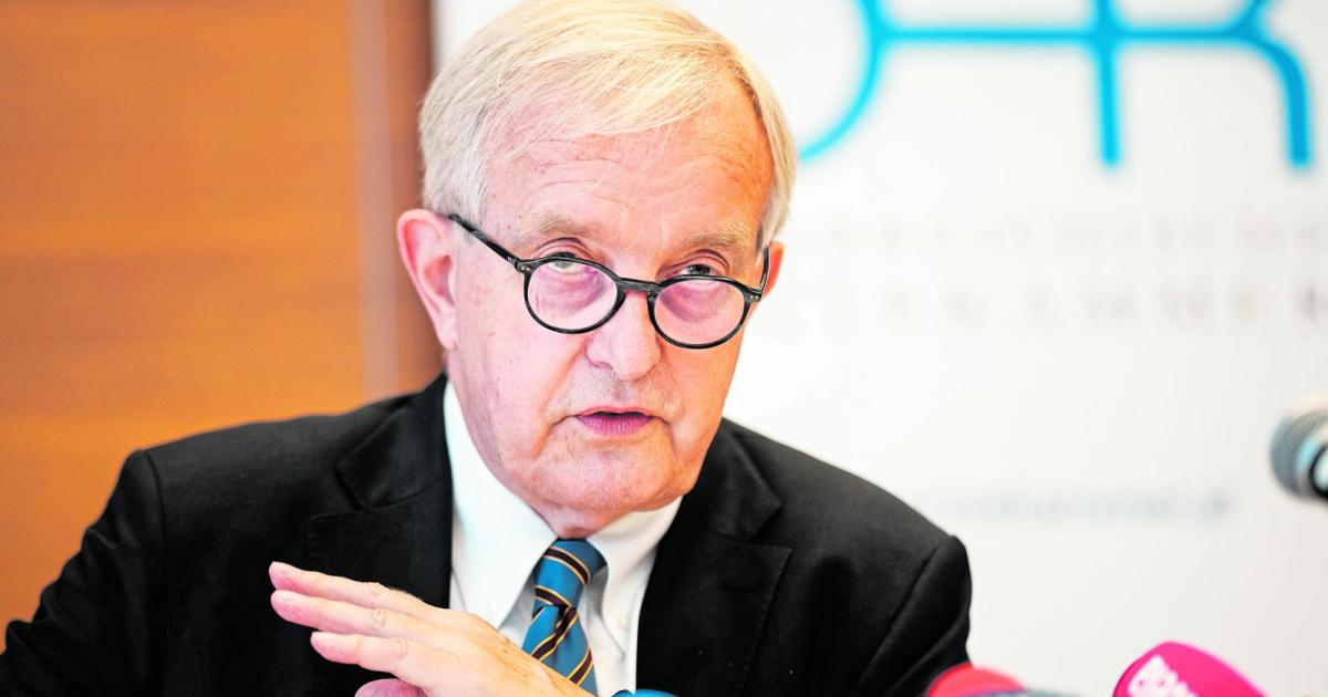 -rztekammer-Chef-Steinhart-k-mpft-um-sein-politisches-berleben