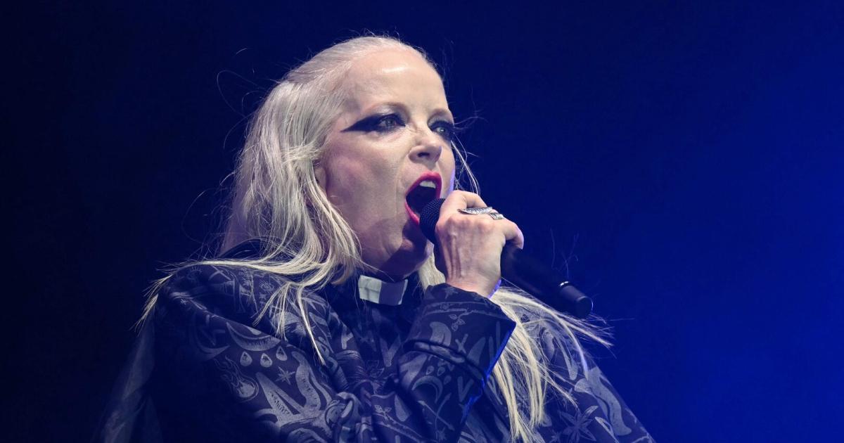 Garbage-in-der-Arena-Ein-L-we-der-zum-Derwisch-wird