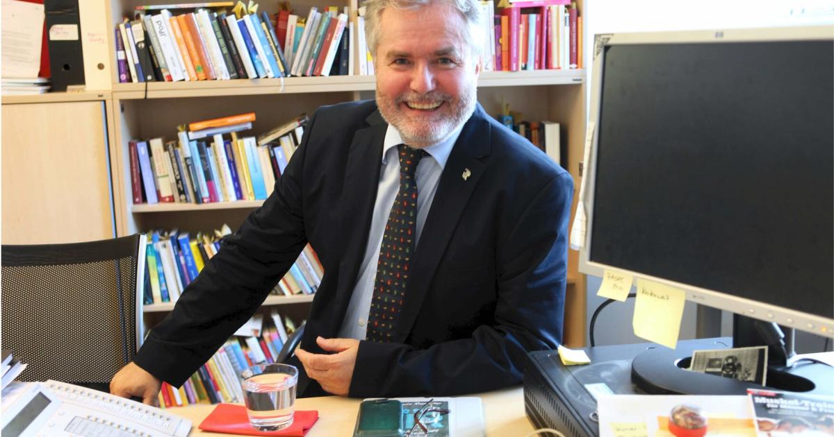 Ex-Rektor-Rauscher-vergleicht-sich-mit-Bildungsministerium