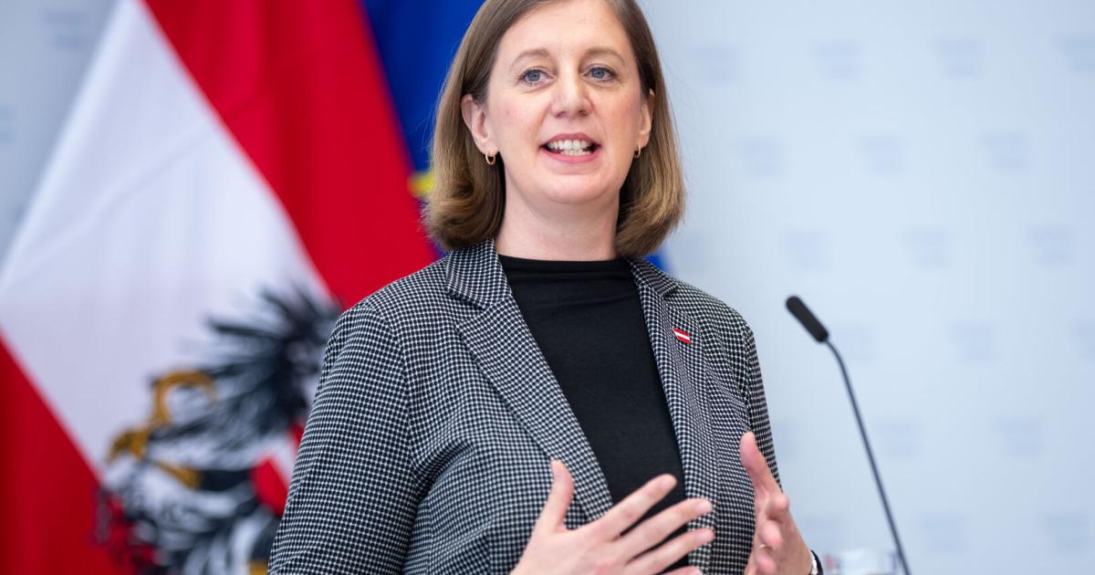 Finanz-Staatssekret-rin-verteidigt-Budget-Wir-liegen-auf-Kurs-