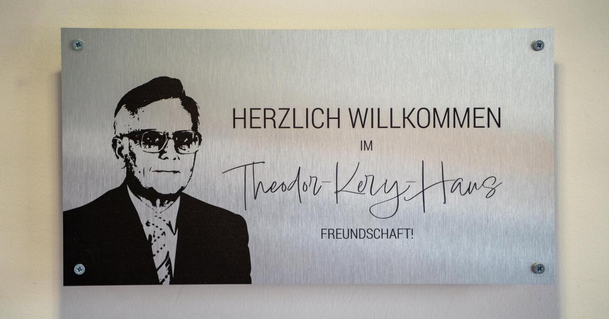 Die-SP-Zentrale-hei-t-jetzt-Theodor-Kery-Haus-