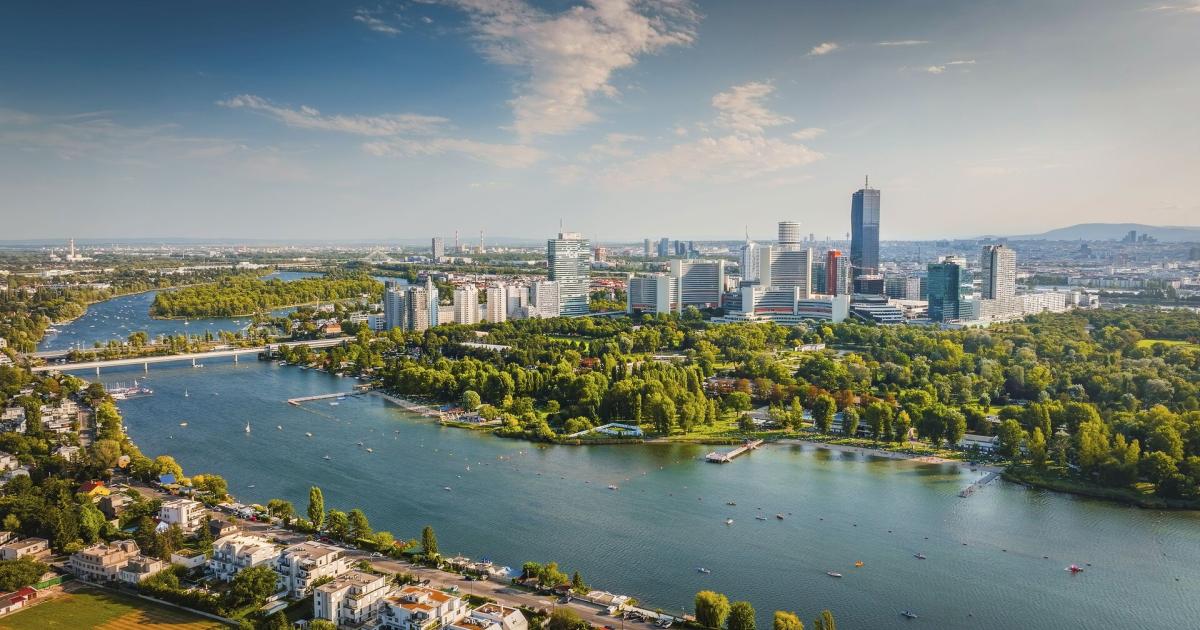 Hotspots-an-der-Donau-Top-5-Lokale-am-Copa-Beach-Pier-22