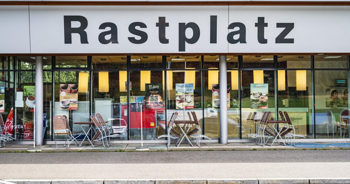 Wiener-rztin-wurde-auf-Autobahn-WC-fast-Finger-abgetrennt