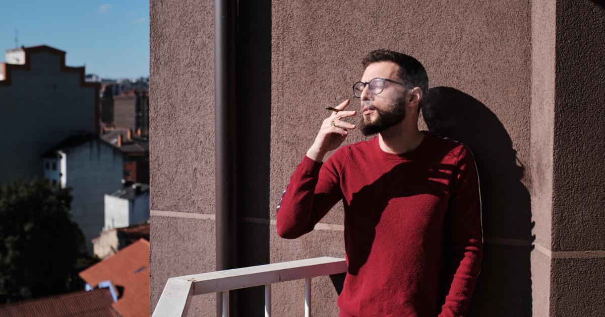 Was-tun-wenn-der-Nachbar-st-ndig-am-Balkon-raucht-