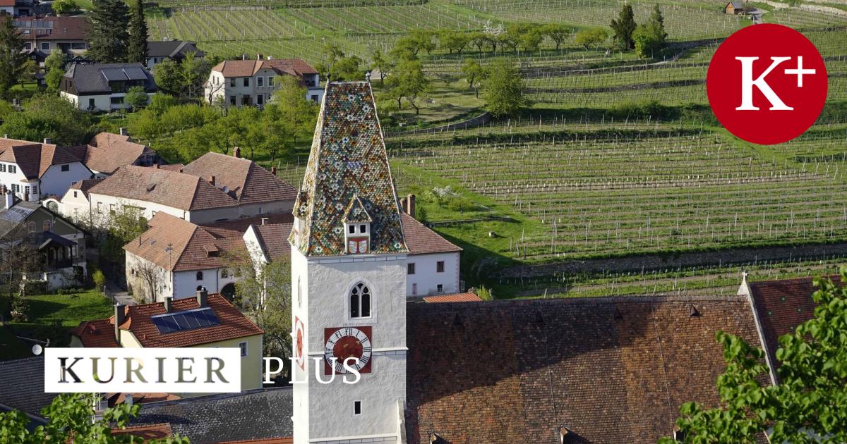 Pfarrkirche-St-Mauritius-Sanierung-des-Turmdaches-als-Musterbeispiel