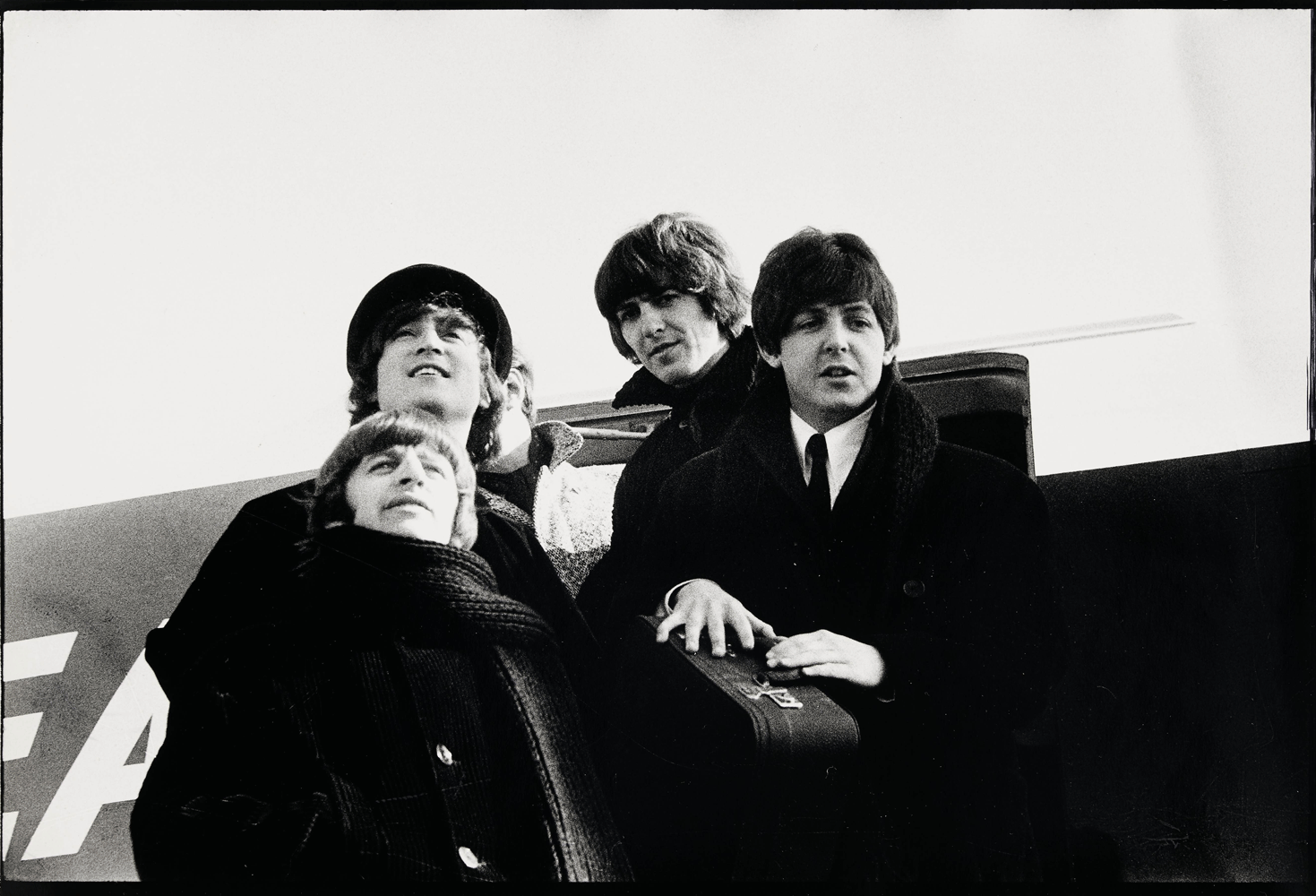 Die Beatles auf der Gangway. Landung mit einer Maschine der British European Airways am Salzburger Flughafen 13.3.1965,