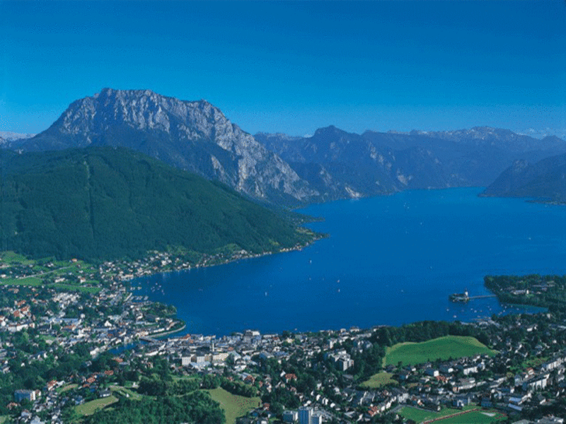 Nach Faschingsfeier: 46-Jähriger tot aus dem Traunsee geborgen