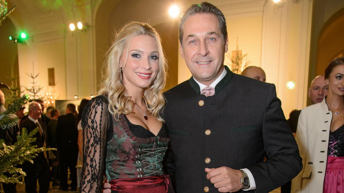 Strache zeigt sich mit neuer Model-Freundin | kurier.at