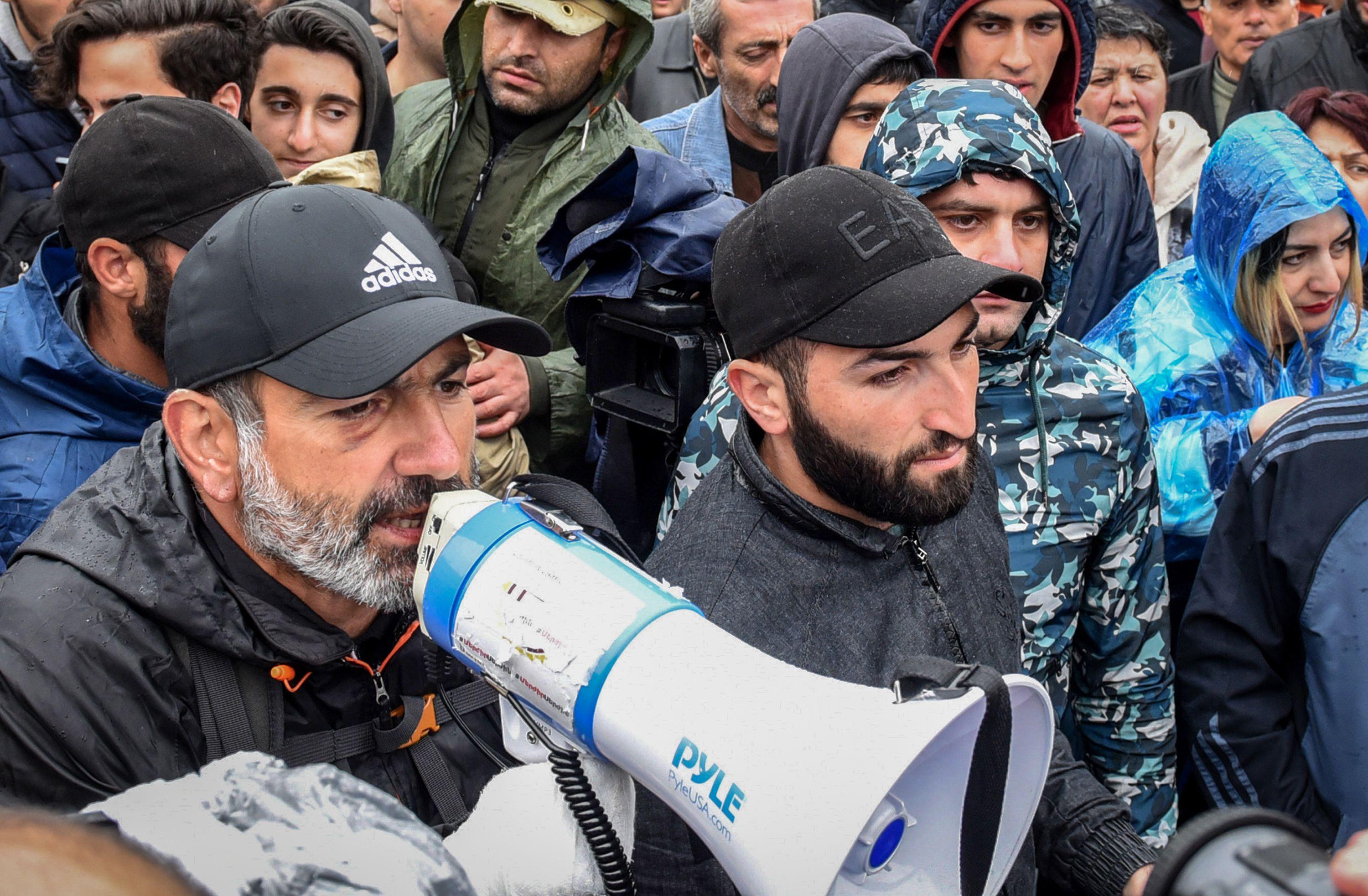 Armenische Polizei nahm Oppositionsführer Paschinian fest