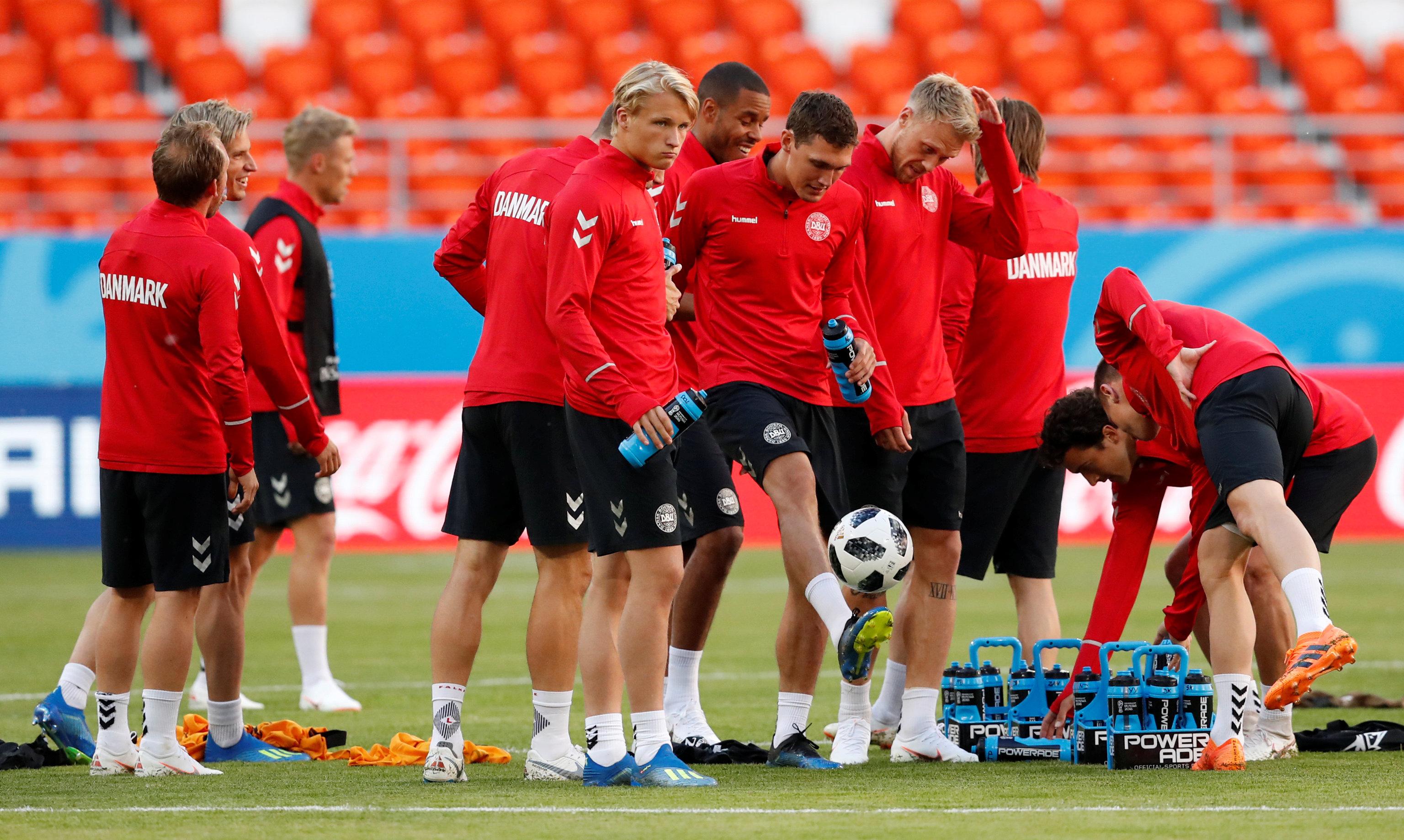 Fußball-WM live: Dänemark gegen Peru