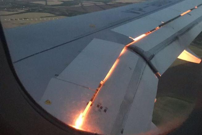 Vogel im Triebwerk: Flugzeug der Saudis fing Feuer