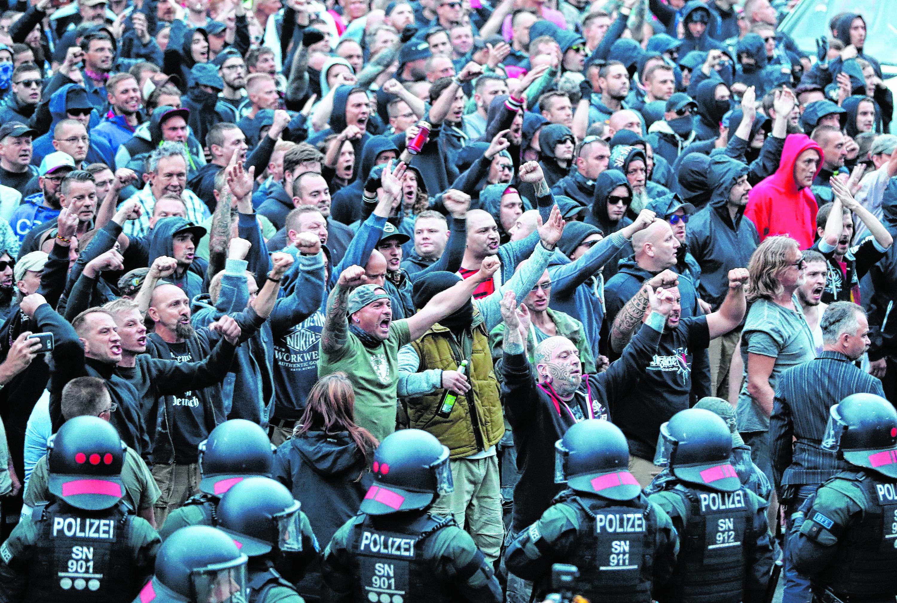 Rechter Mob in Chemnitz: AfD findet Ausschreitungen 