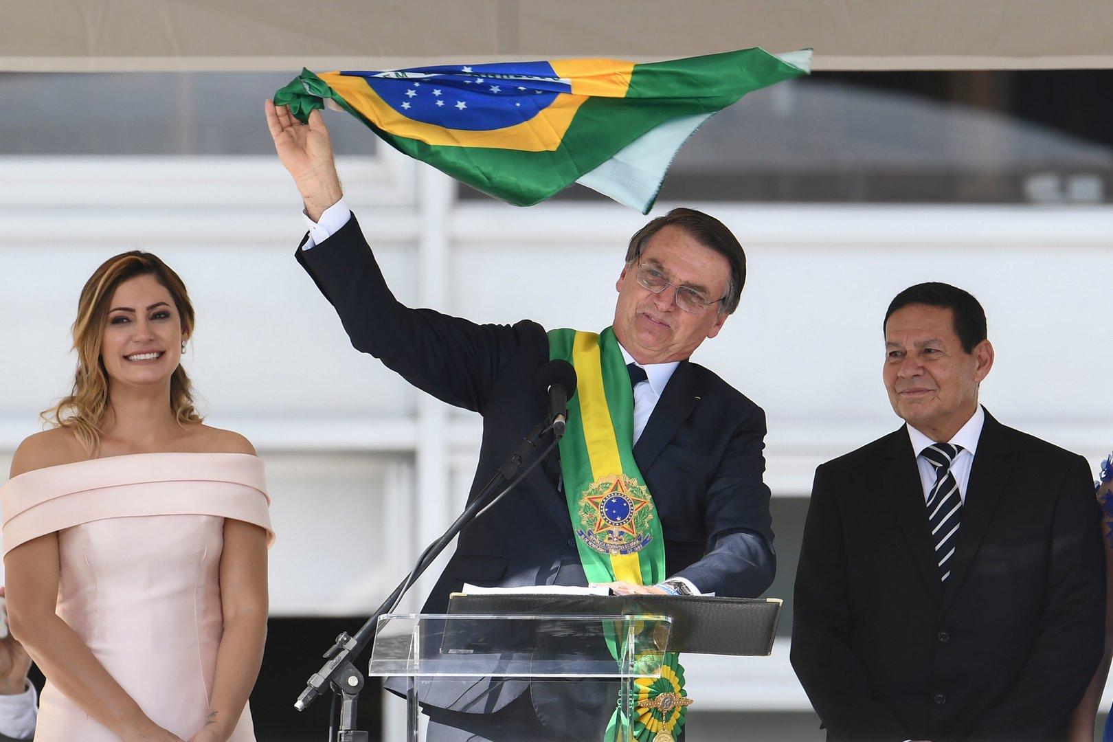 Ex-Militär Bolsonaro als Präsident in Brasilien vereidigt