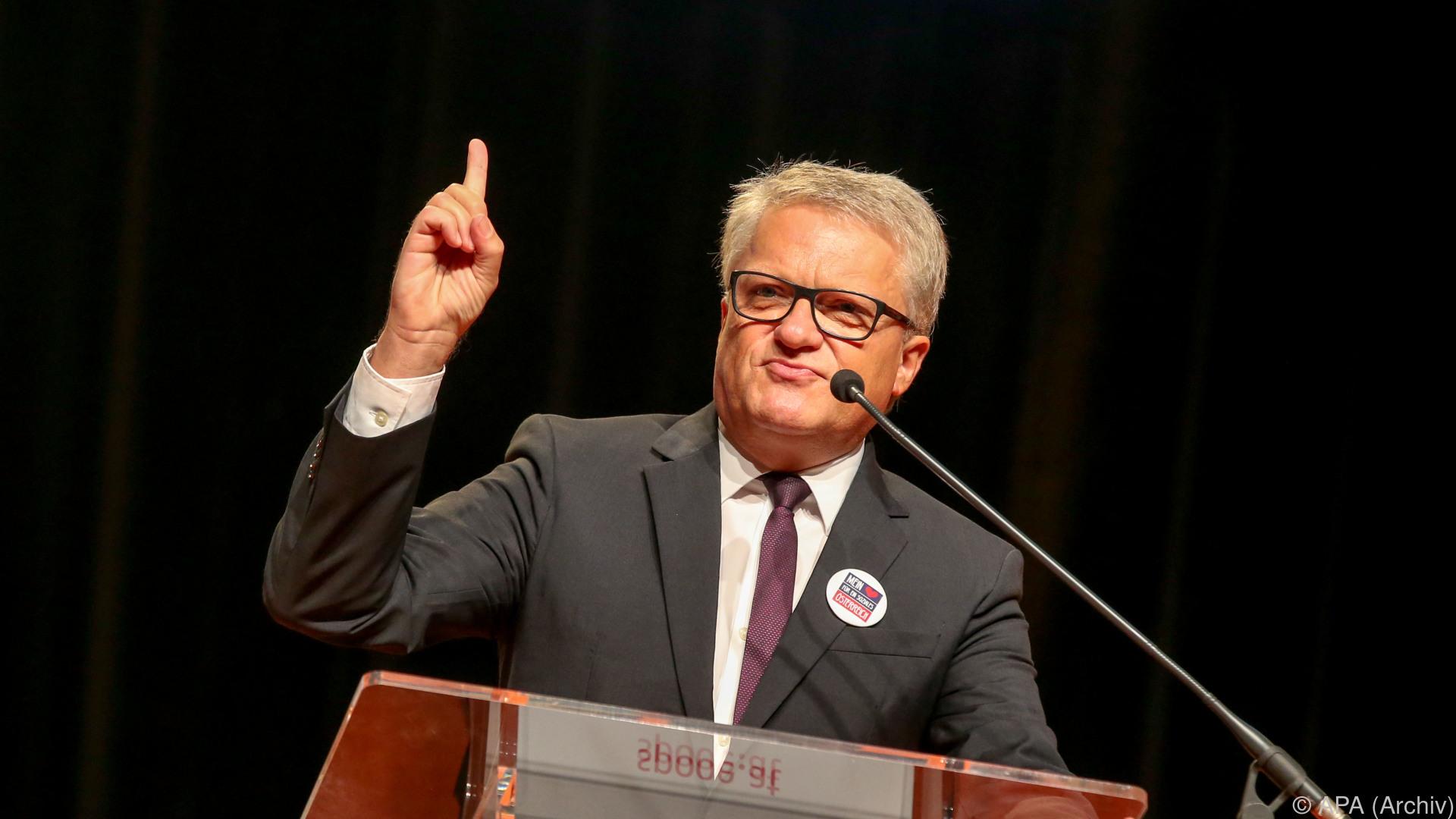 Luger sieht sich selbst in "Zwangsregierung" mit FPÖ Luger sieht sich selbst in "Zwangsregierung" mit FPÖ