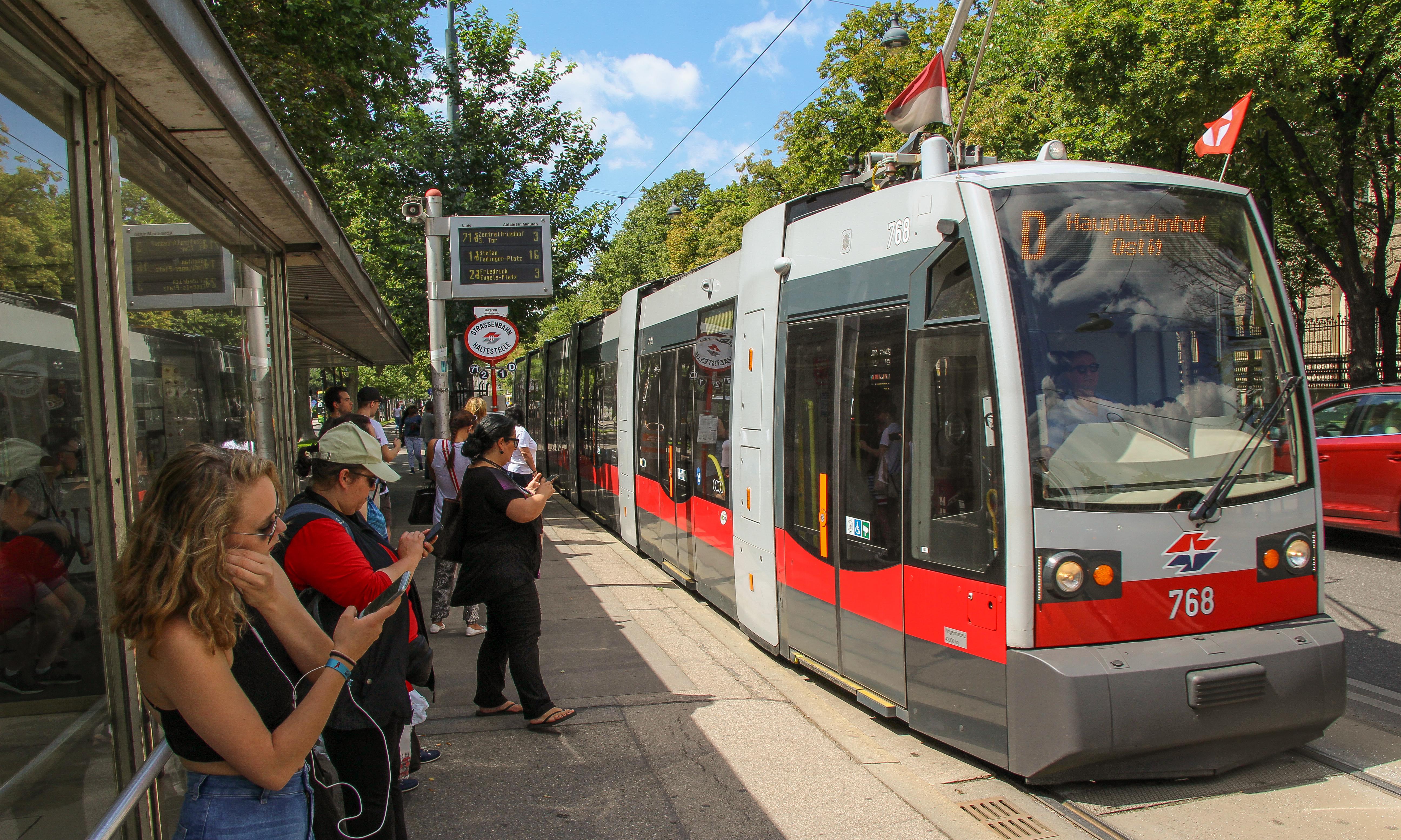 Straßenbahn-Linie D: Fahrstrecke wurde verlängert