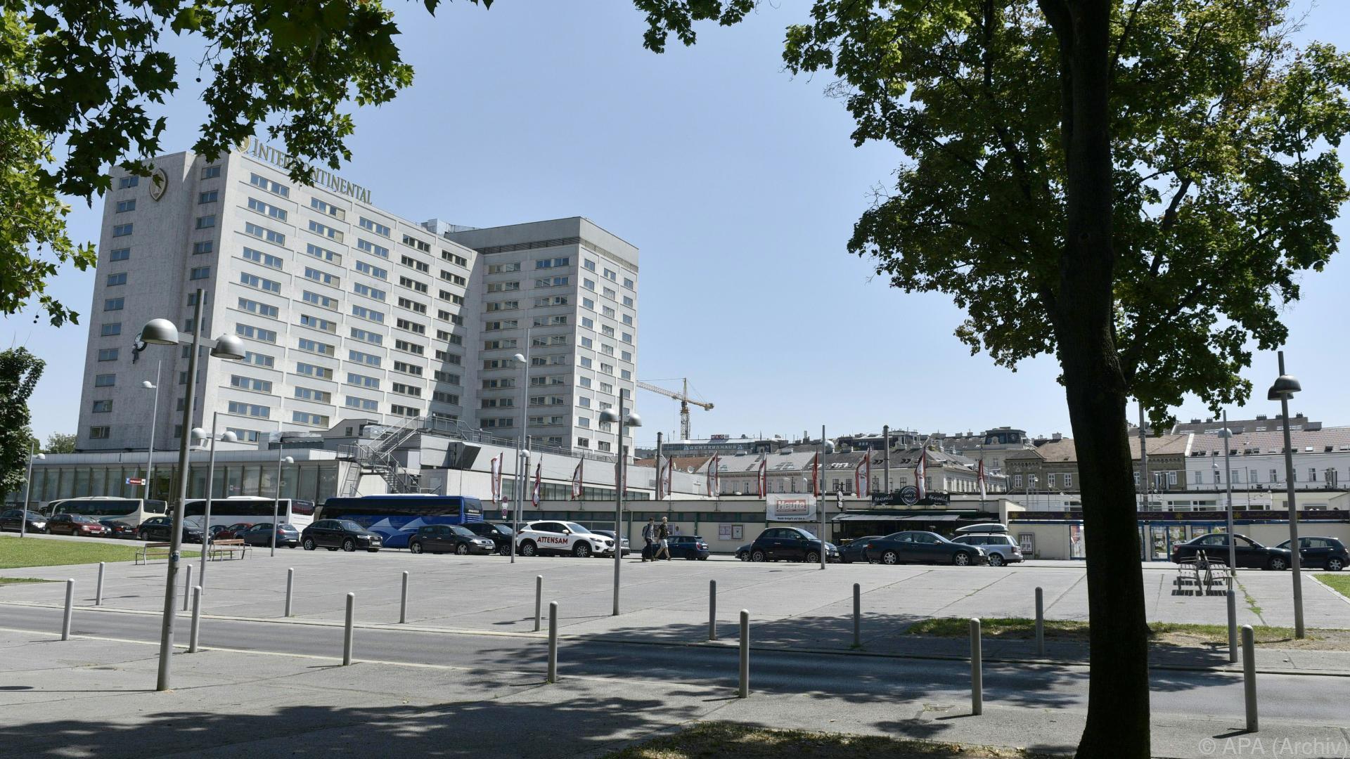 Dunajski župan Ludwig zagotovil, da si bo prizadeval za ohranitev statusa svetovne dediščine za središče mesta