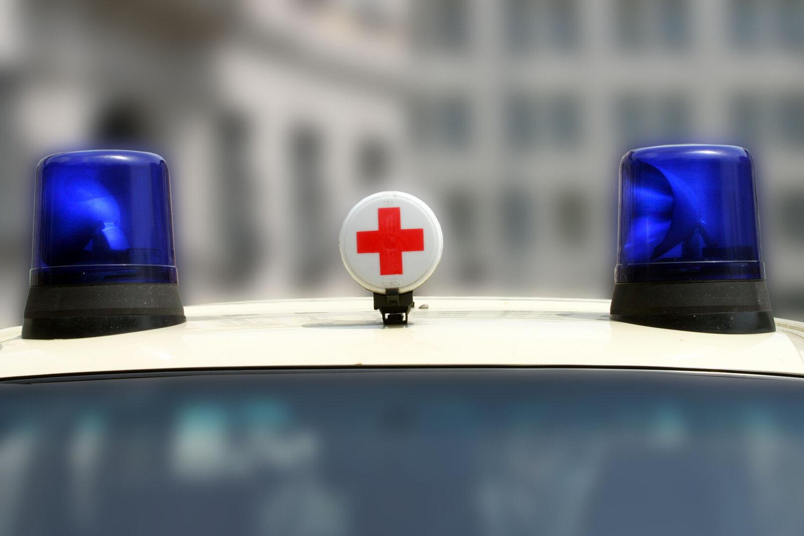 V trčenju z avtomobilom v Zgornji Avstriji umrla 15-letna voznica mopeda