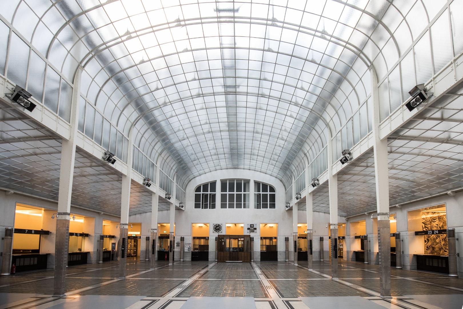 Kassenhalle der Wiener Postsparkasse