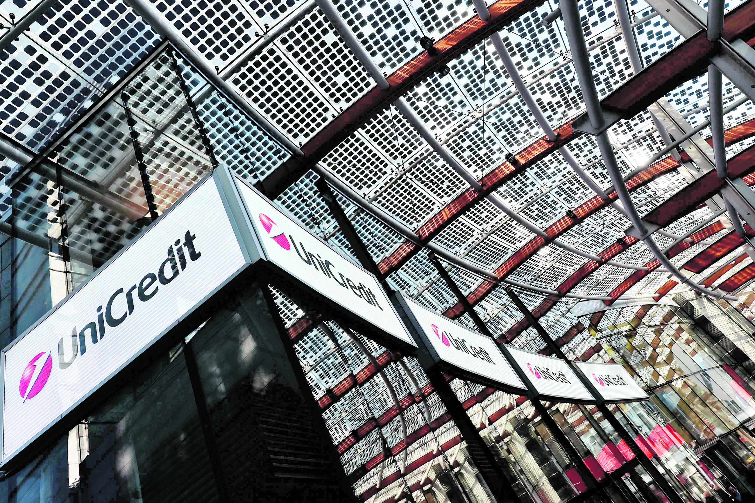 Unicredit Weist Fur Bank Austria Um Ein Drittel Mehr Jahresgewinn