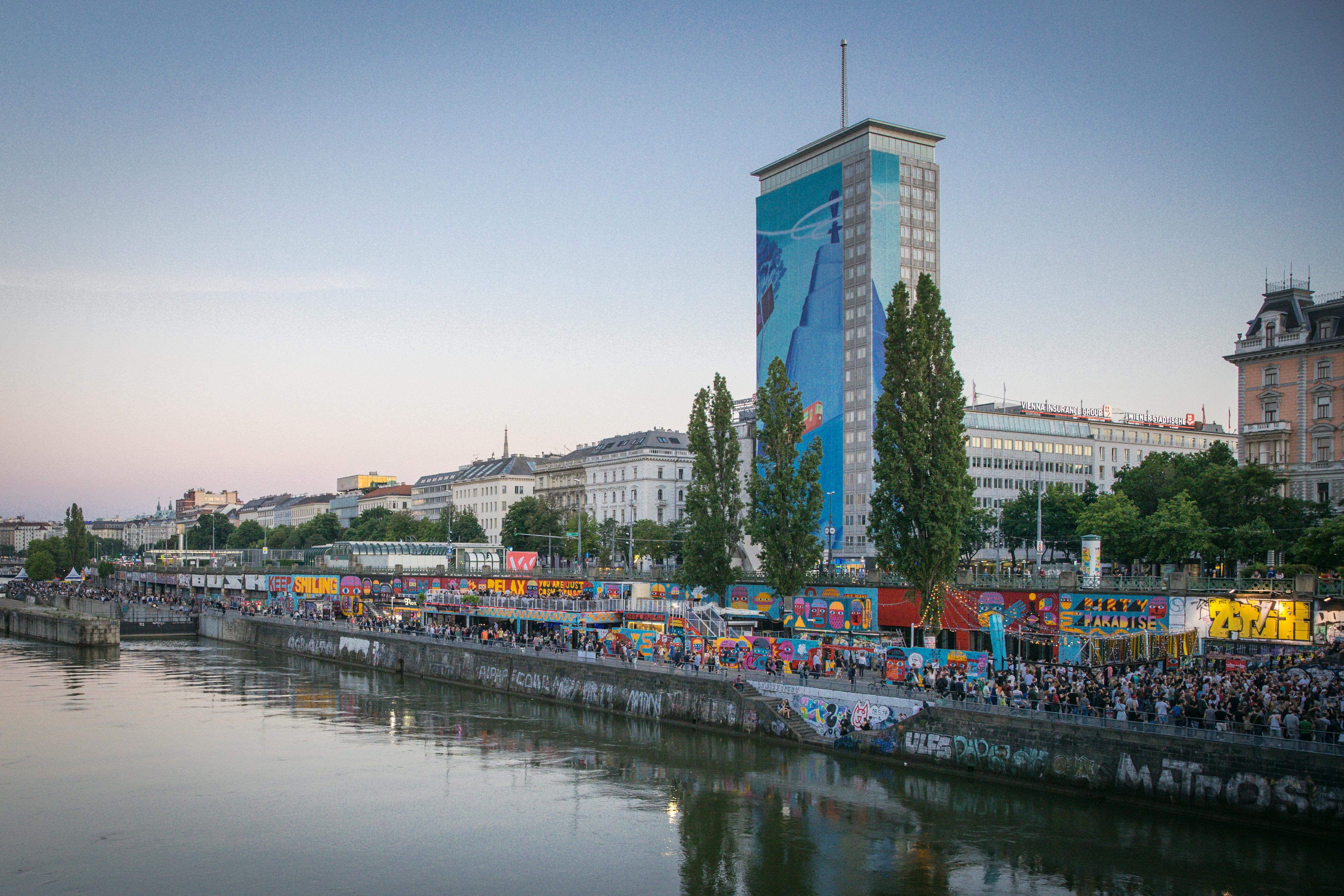Zu buntes Donaukanaltreiben: Polizei verstärkt Streifen