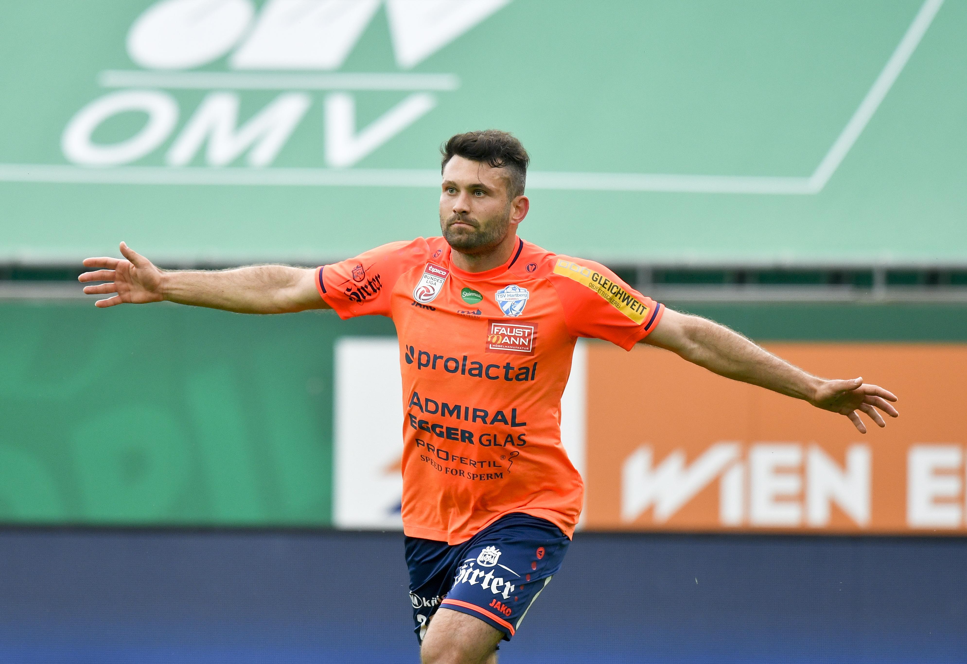 Fußball-Splitter: Torjäger Tadic bleibt in Hartberg, Kuen zu Sturm