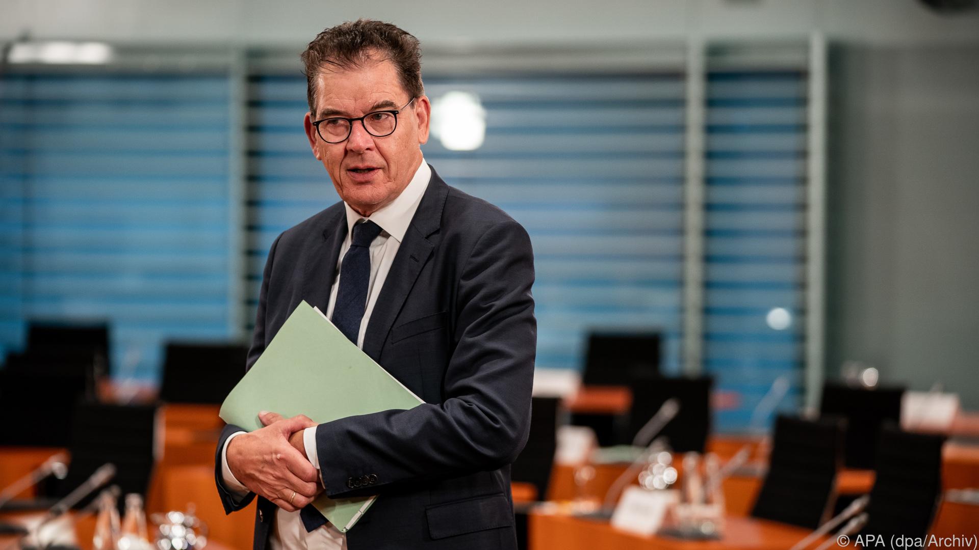 Bericht: Minister Müller will sich aus Bundestag zurückziehen