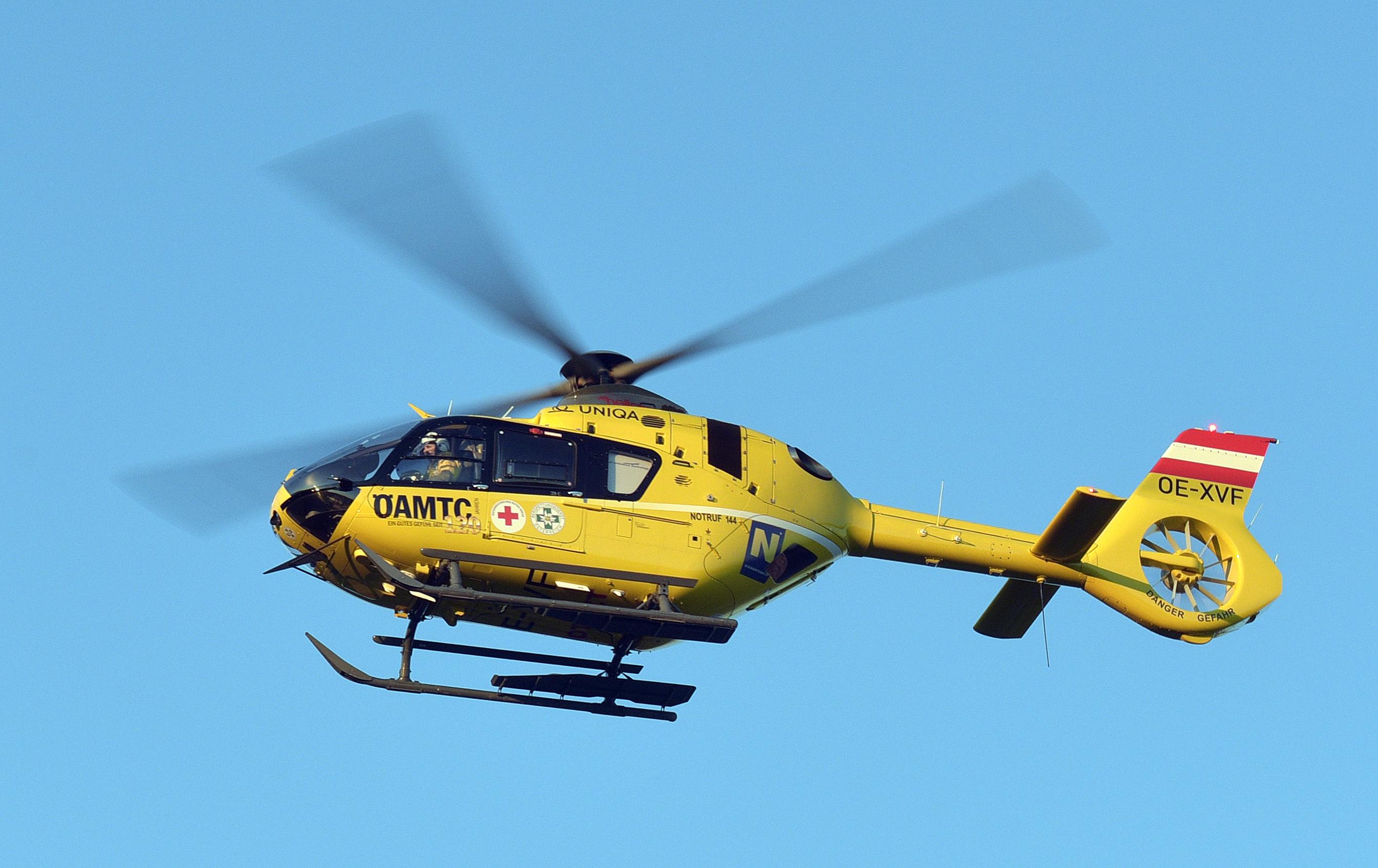 Verletzter Wanderer im Salzkammergut von Hubschrauber geborgen