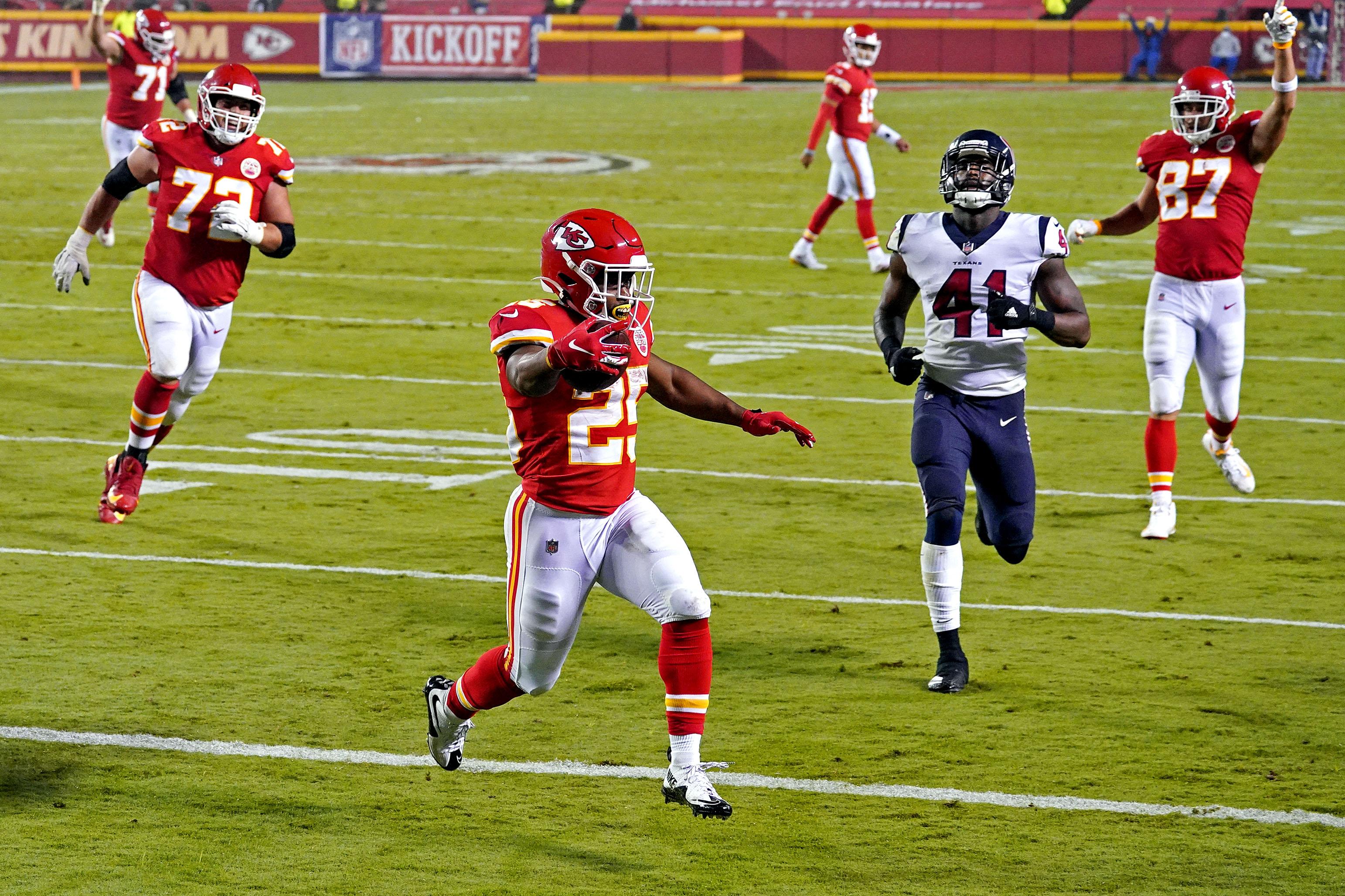 NFL: Houston Texans at Kansas City Chiefs NFL: Houston Texans at Kansas City Chiefs