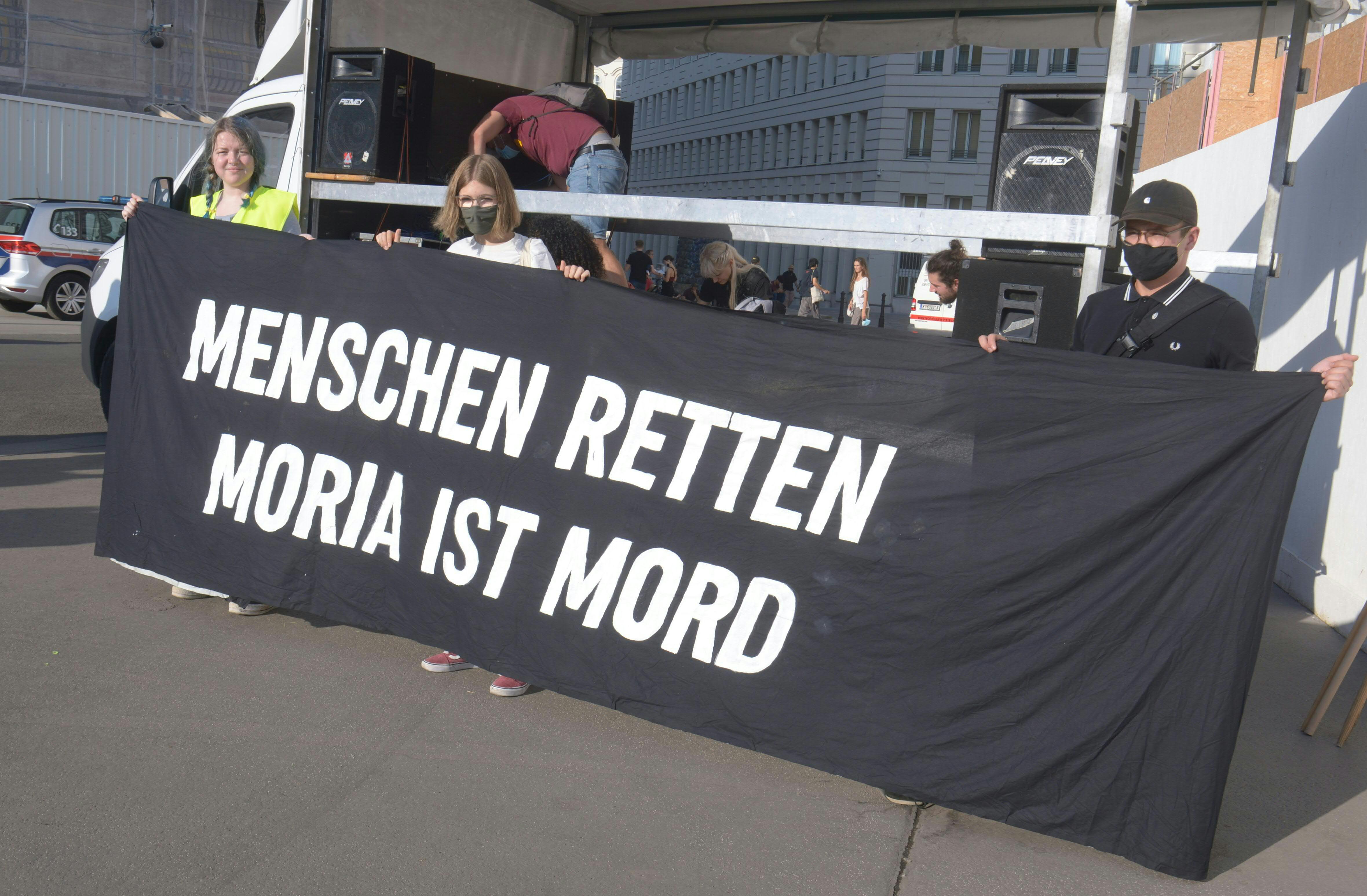 DEMONSTRATION "DAS IST MORIA - DAS IST MORD"