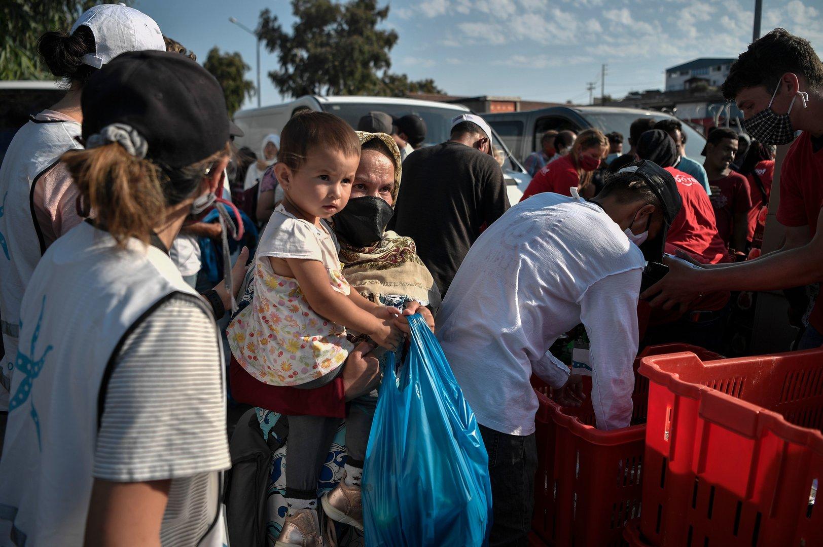 Moria: 300 Flüchtlinge beziehen provisorisches Lager auf Lesbos