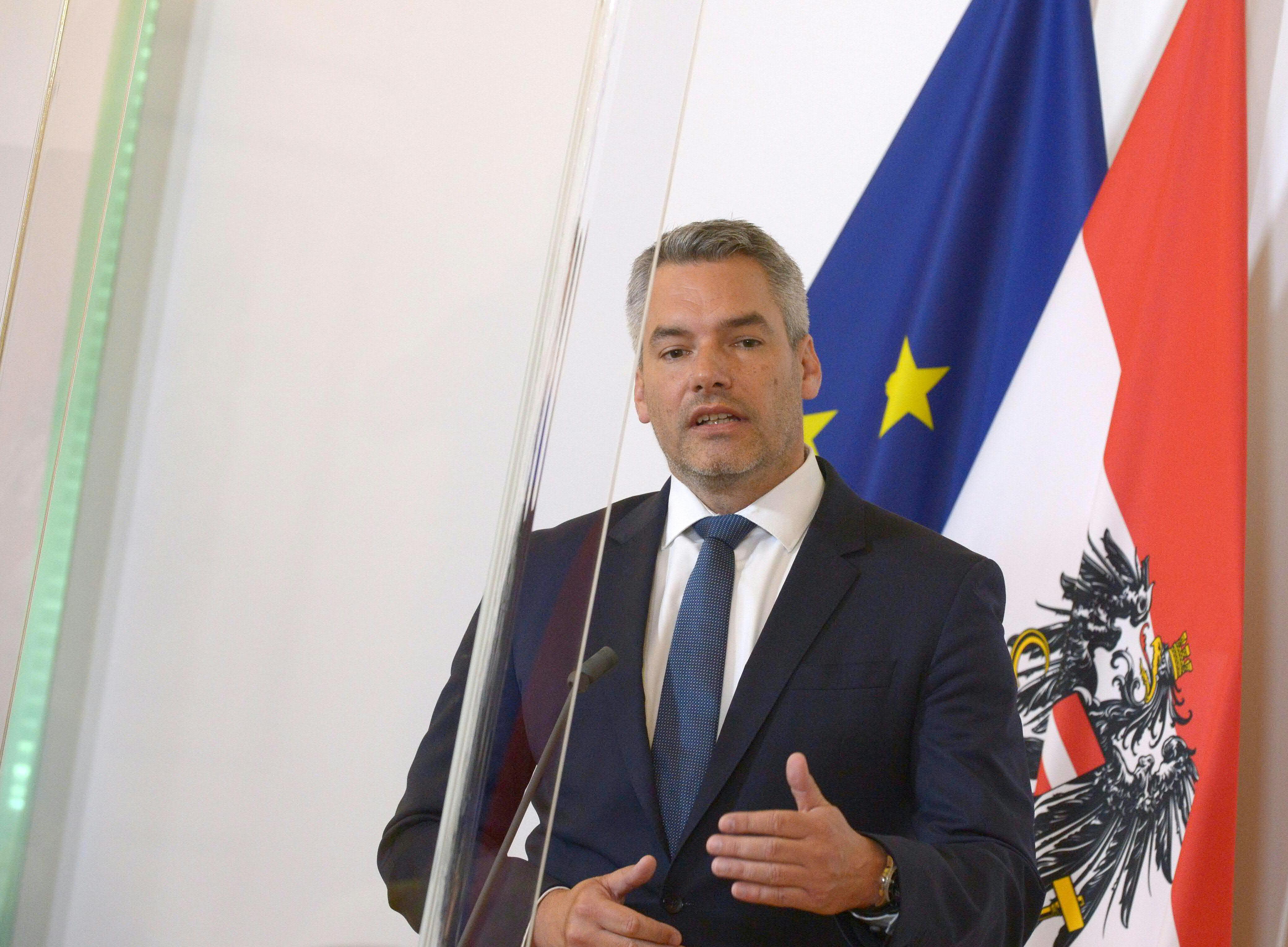 PRESSEFOYER NACH MINISTERRAT: NEHAMMER (ÖVP) PRESSEFOYER NACH MINISTERRAT: NEHAMMER (ÖVP)