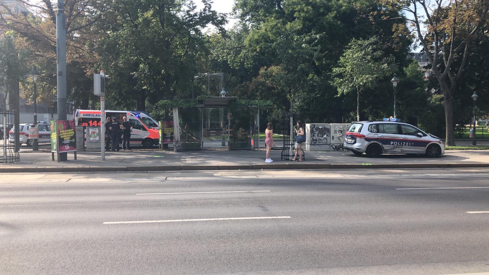 Polizeiauto auf Wiener Ringstraße in Unfall verwickelt