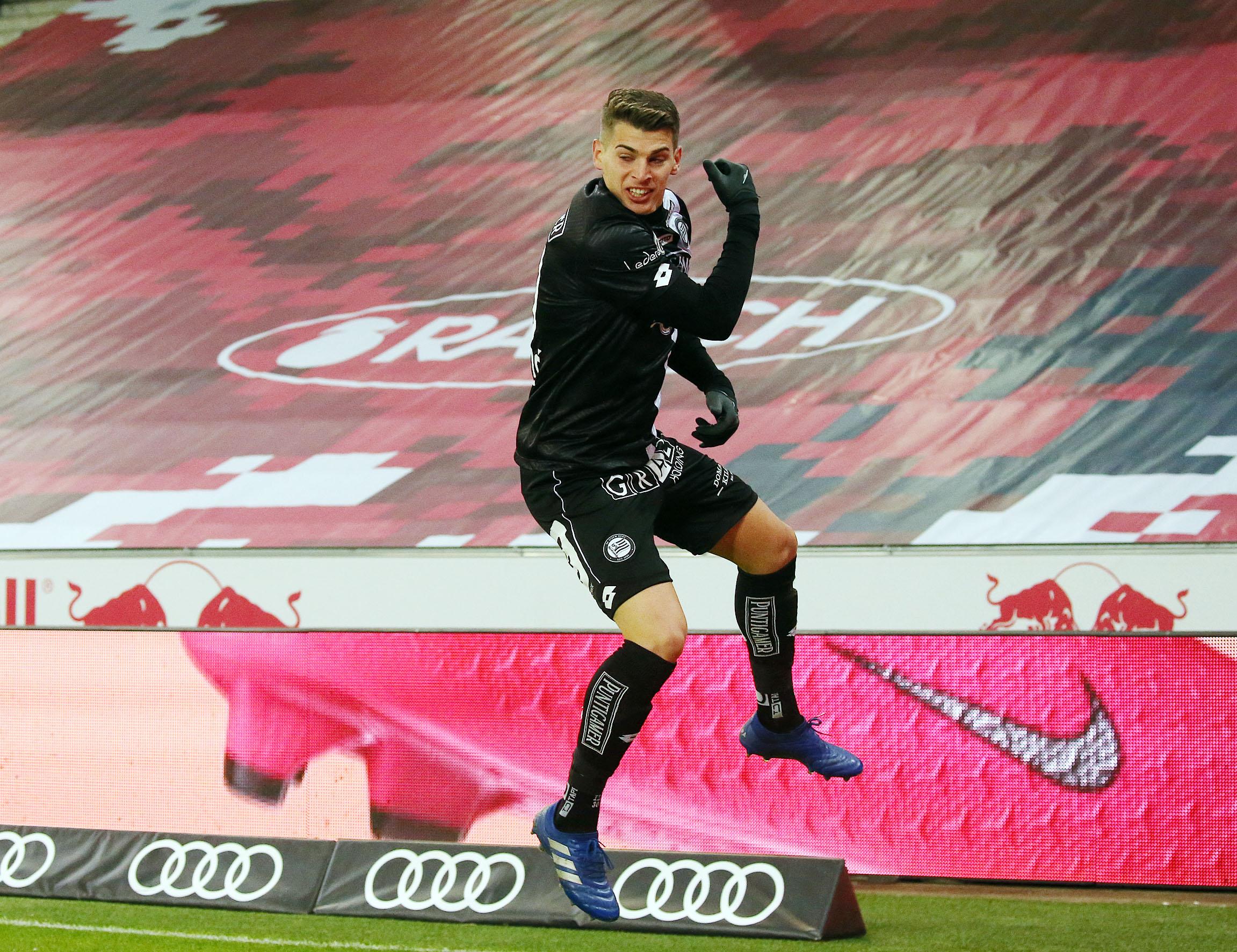 FUSSBALL: TIPICO-BUNDESLIGA / FC RED BULL SALZBURG - SK PUNTIGAMER STURM GRAZ