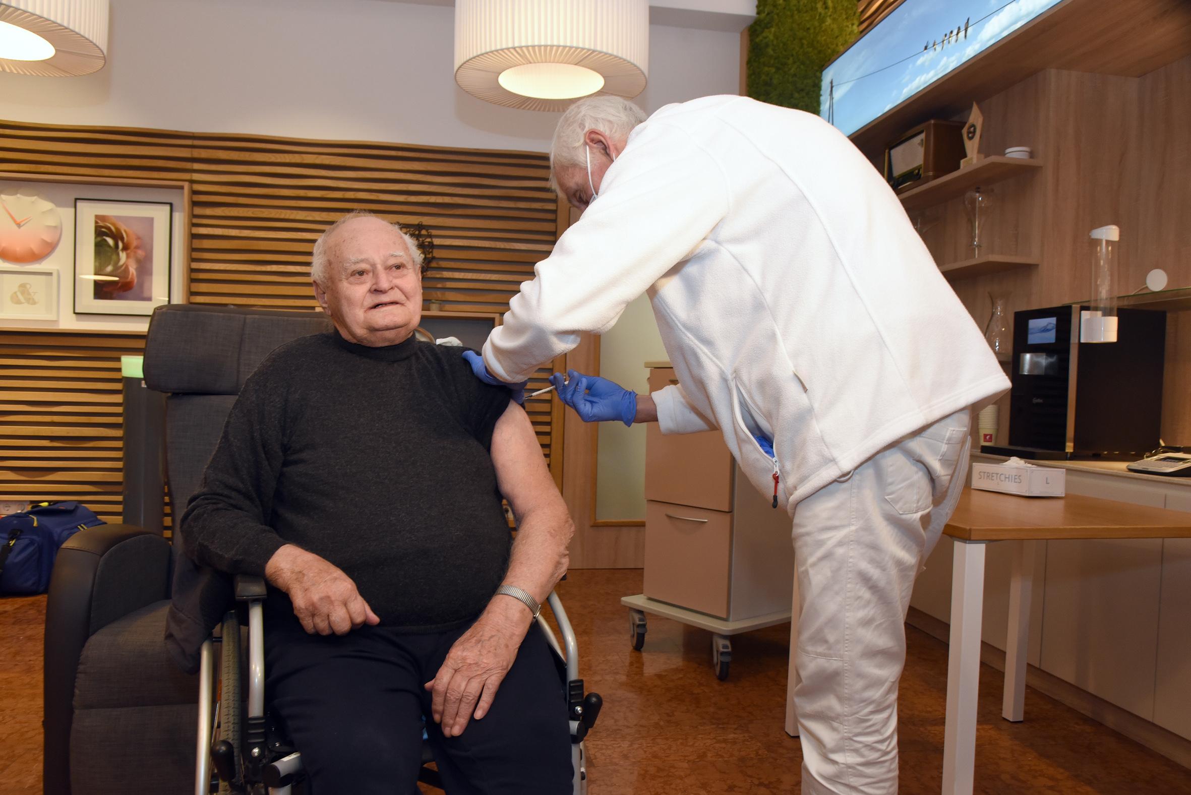 ++ HANDOUT ++ IMPFUNG: BURGENLAND - AUFTAKT ERFOLGTE IM PFLEGEHEIM RAIDING