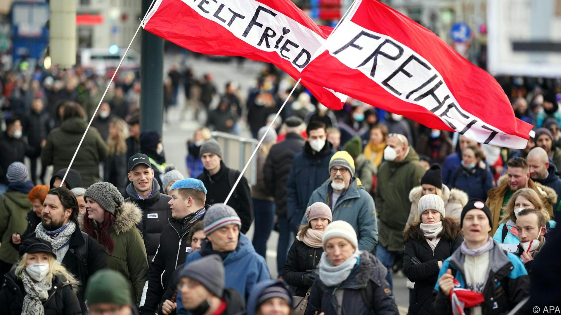 FPÖ beantragt Sondersitzung zu untersagten Demos FPÖ beantragt Sondersitzung zu untersagten Demos