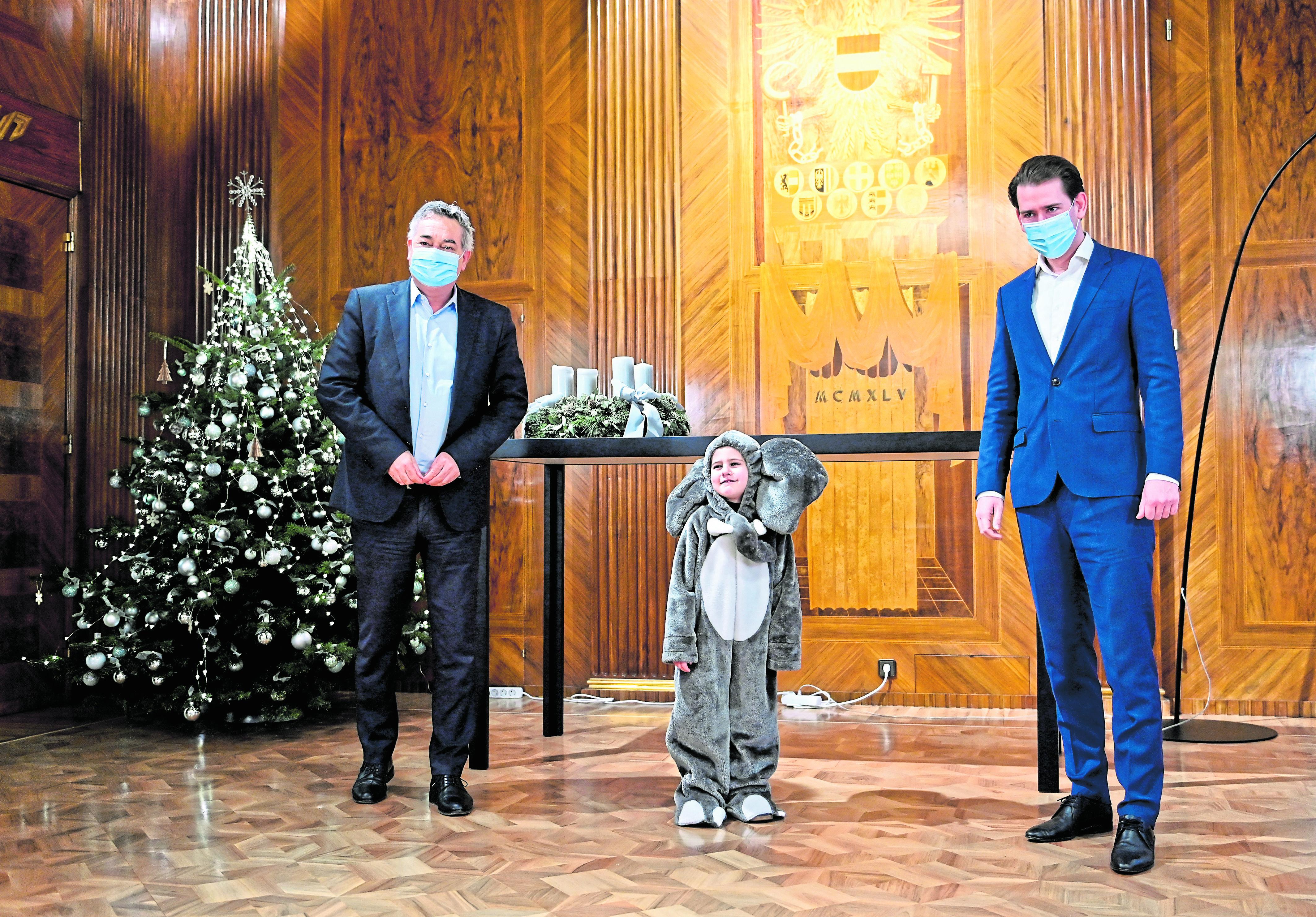 CORONA - BABYELEFANT: KOGLER / KURZ CORONA - BABYELEFANT: KOGLER / KURZ