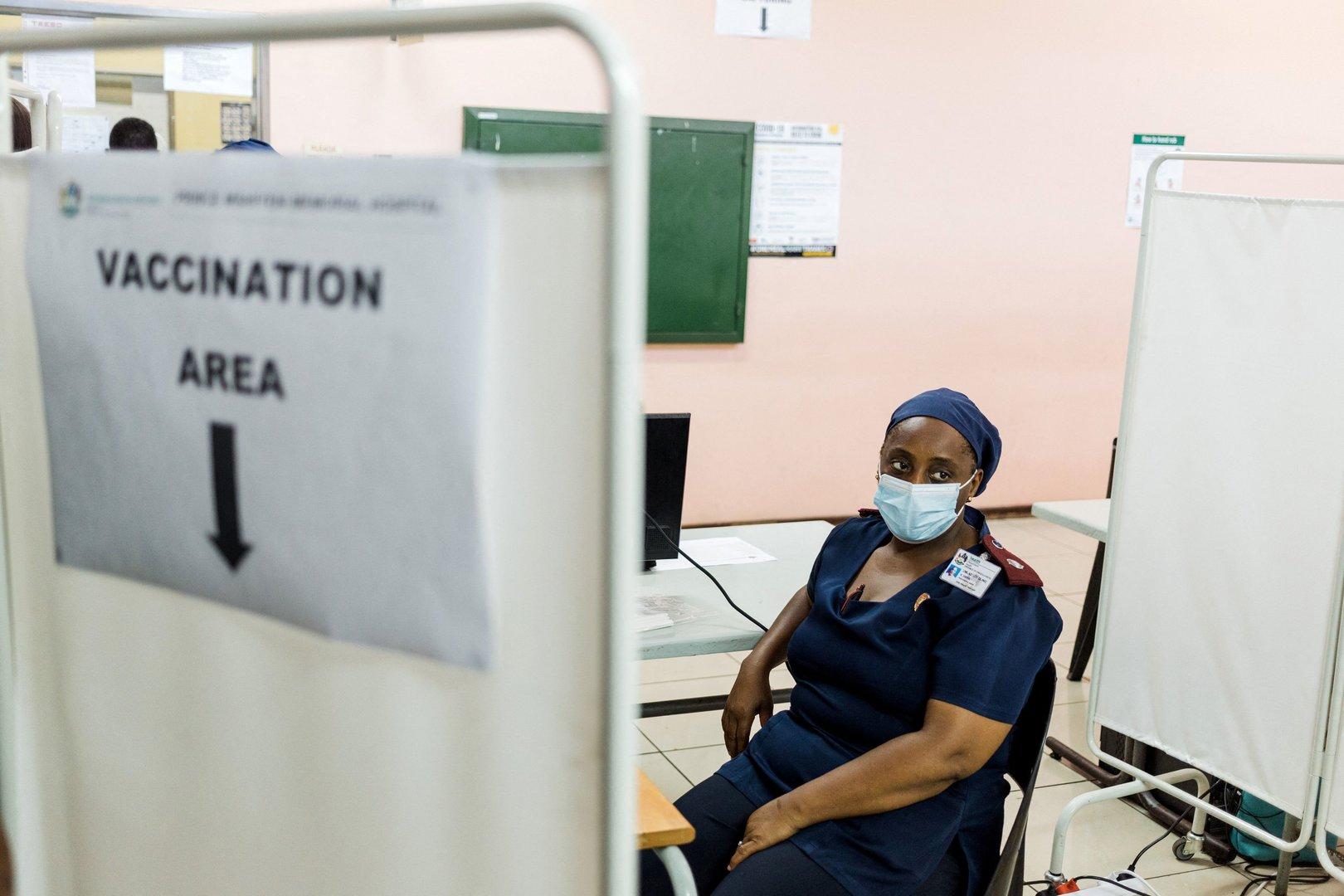 SAFRICA-HEALTH-VIRUS-VACCINE