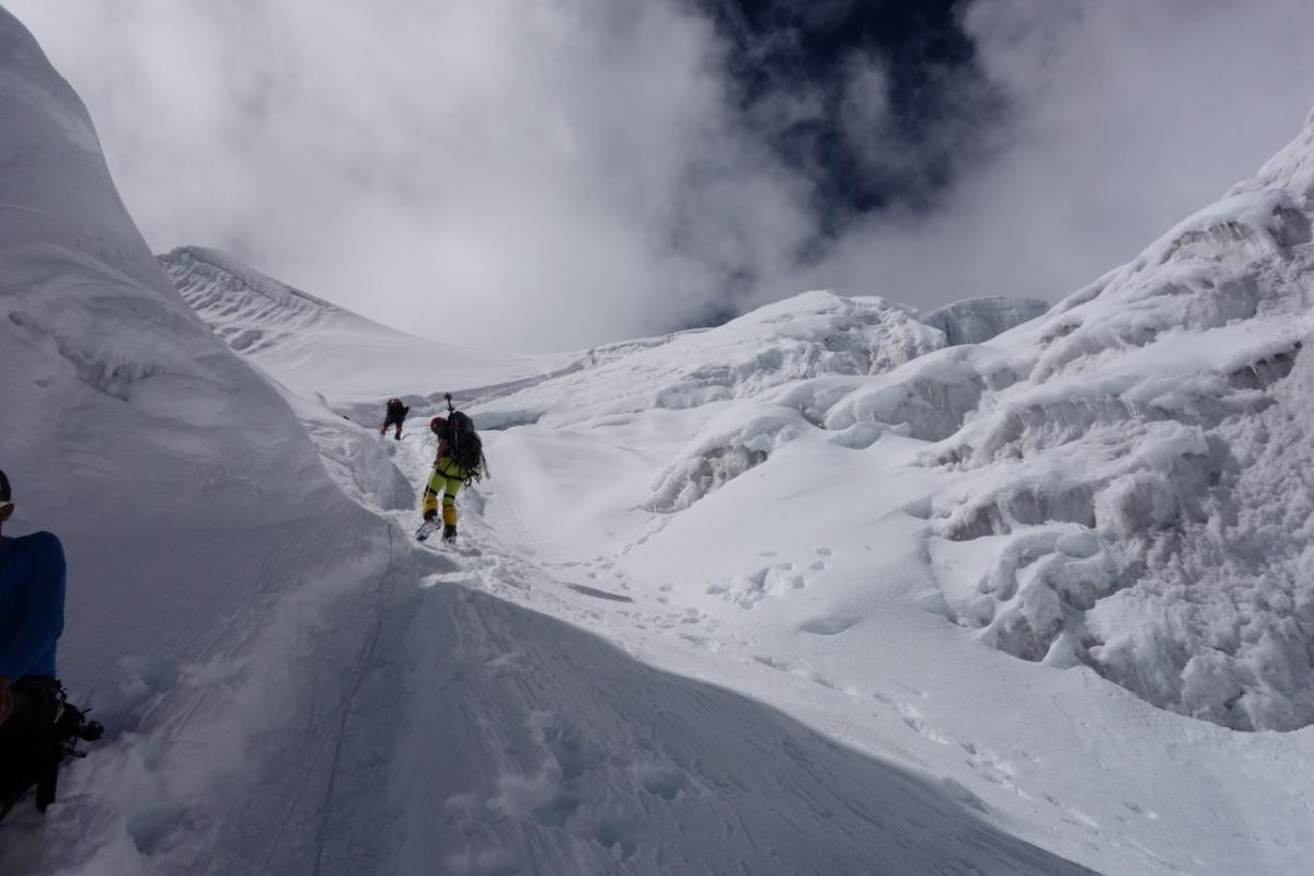 Acht Bergsteiger im Himalaya vermisst