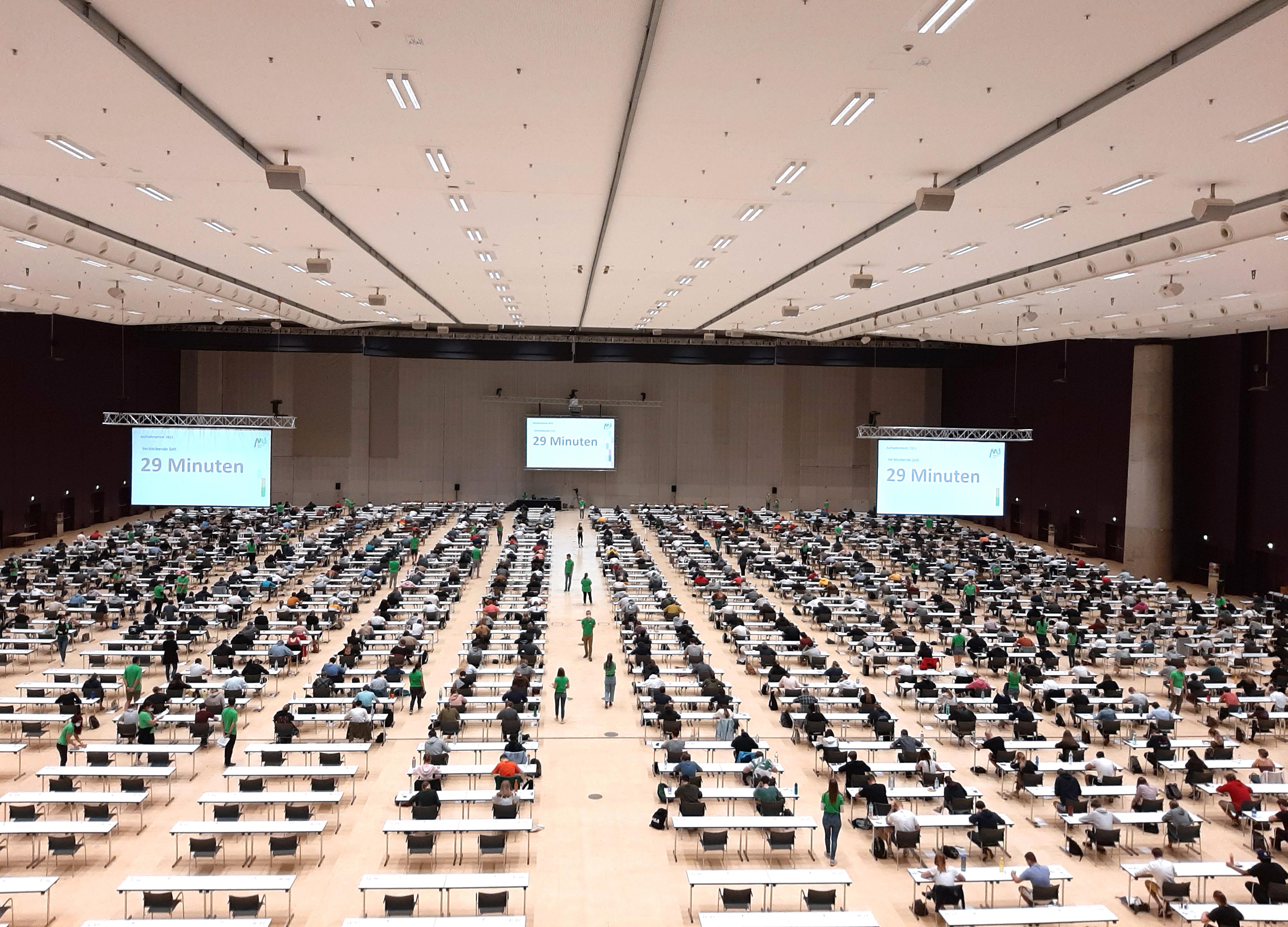 ++ HANDOUT ++ STEIERMARK: AUFNAHMETEST FÜR DIE MEDIZINISCHE UNIVERSITÄT IN GRAZ ++ HANDOUT ++ STEIERMARK: AUFNAHMETEST FÜR DIE MEDIZINISCHE UNIVERSITÄT IN GRAZ
