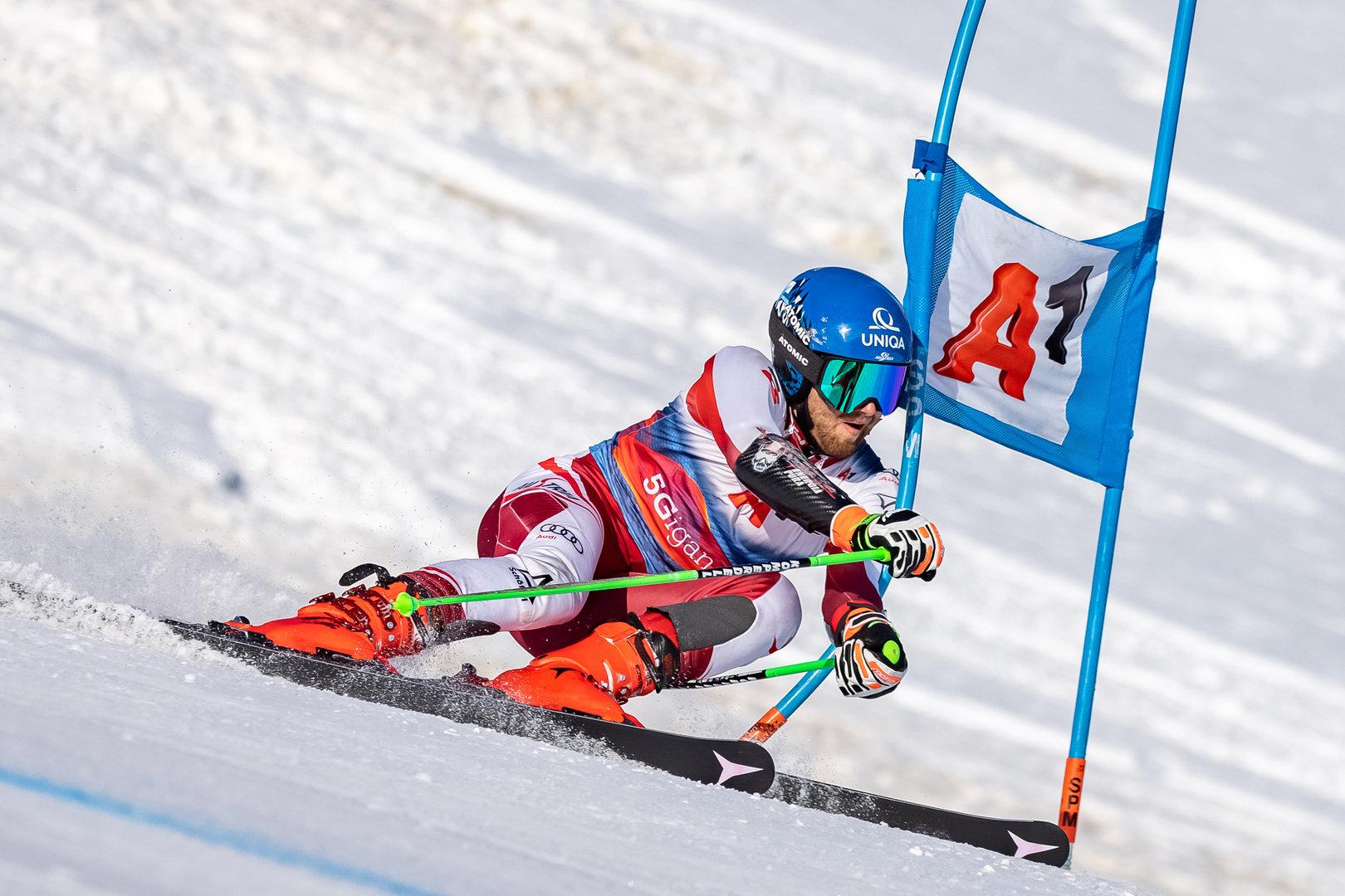 SKI ALPIN HERREN: TRAINING AM PITZTALER GLETSCHER: SCHWARZ