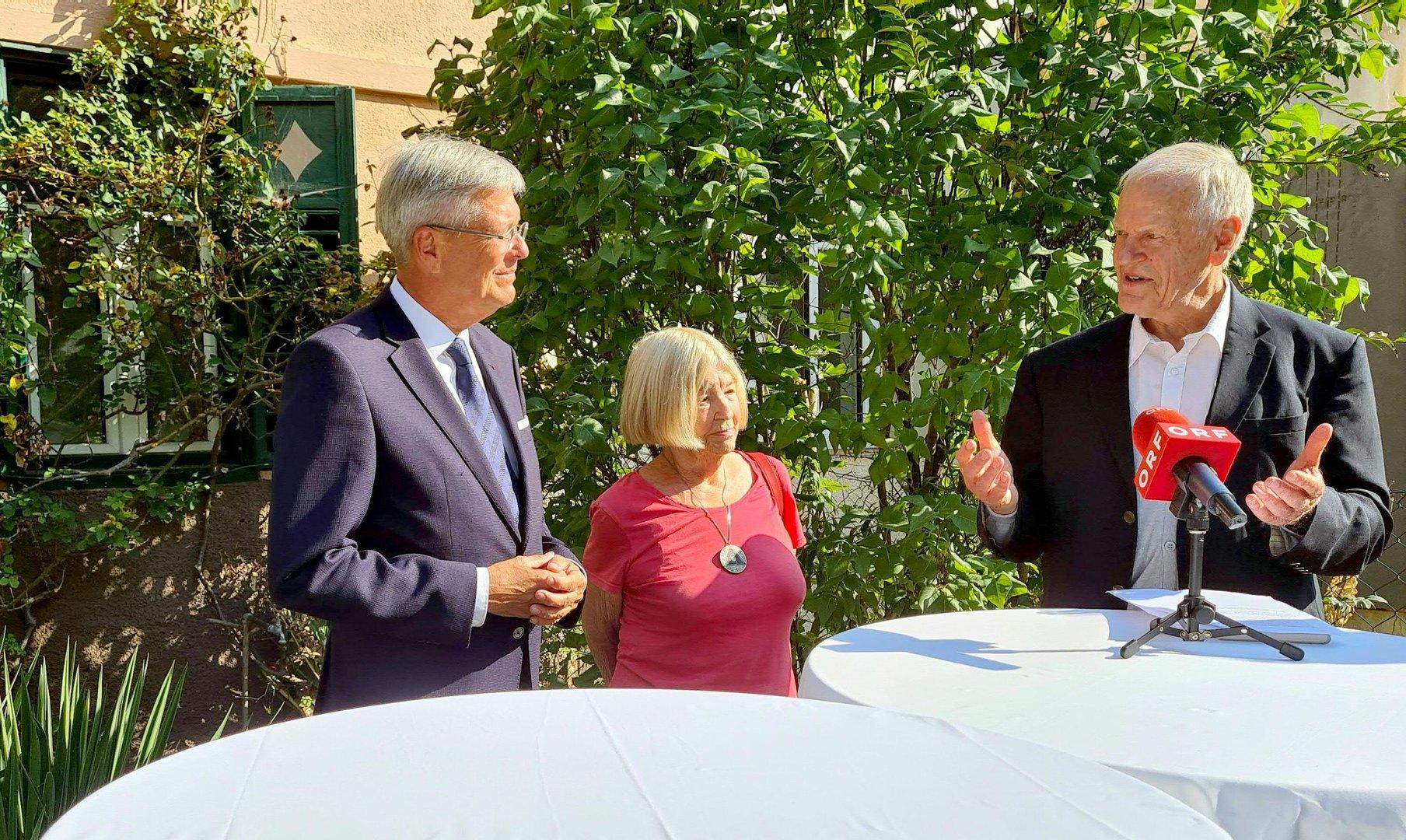 PK VERTRAGSUNTERZEICHNUNG - KAUF UND ZUKUNFT DES INGEBORG BACHMANN-HAUSES