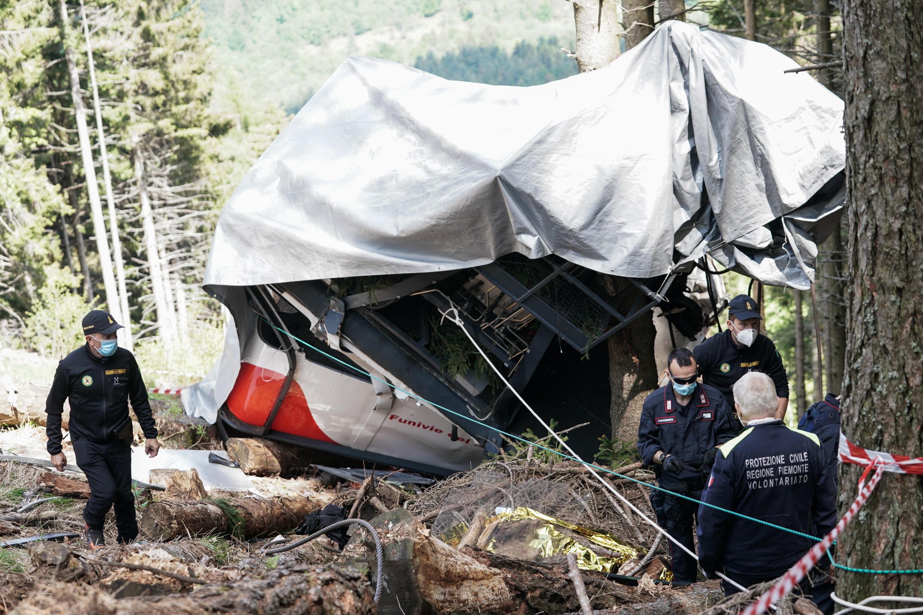 Abgestürzte Gondel wird entfernt - Weiter Suche nach Grund für Katastrophe