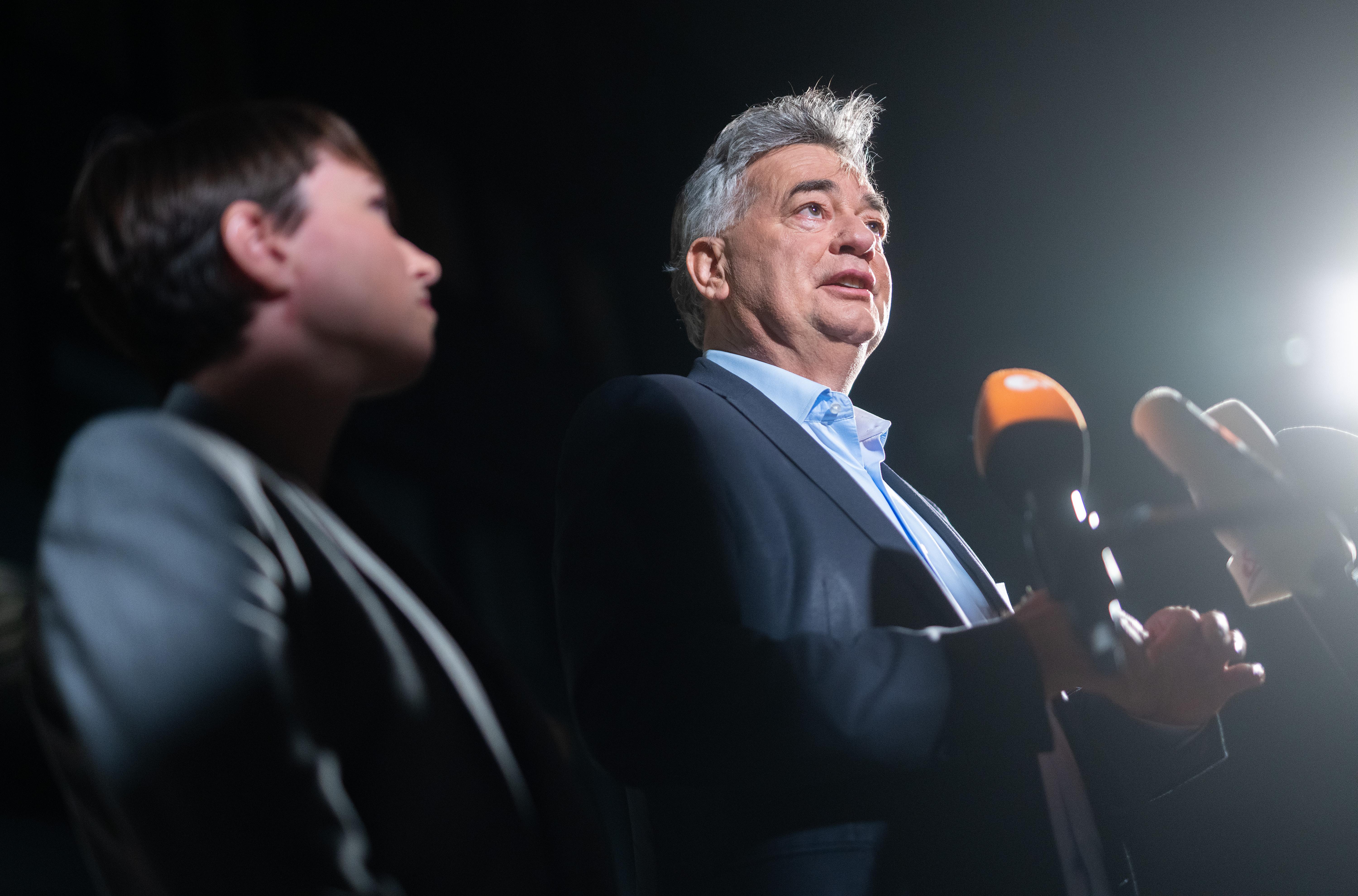 REGIERUNGSKRISE - ÖVP-ERMITTLUNGEN: PRESSESTATEMENT NACH GESPRÄCHEN MIT DER SPÖ / NEOS UND FPÖ: KOGLER / MAURER