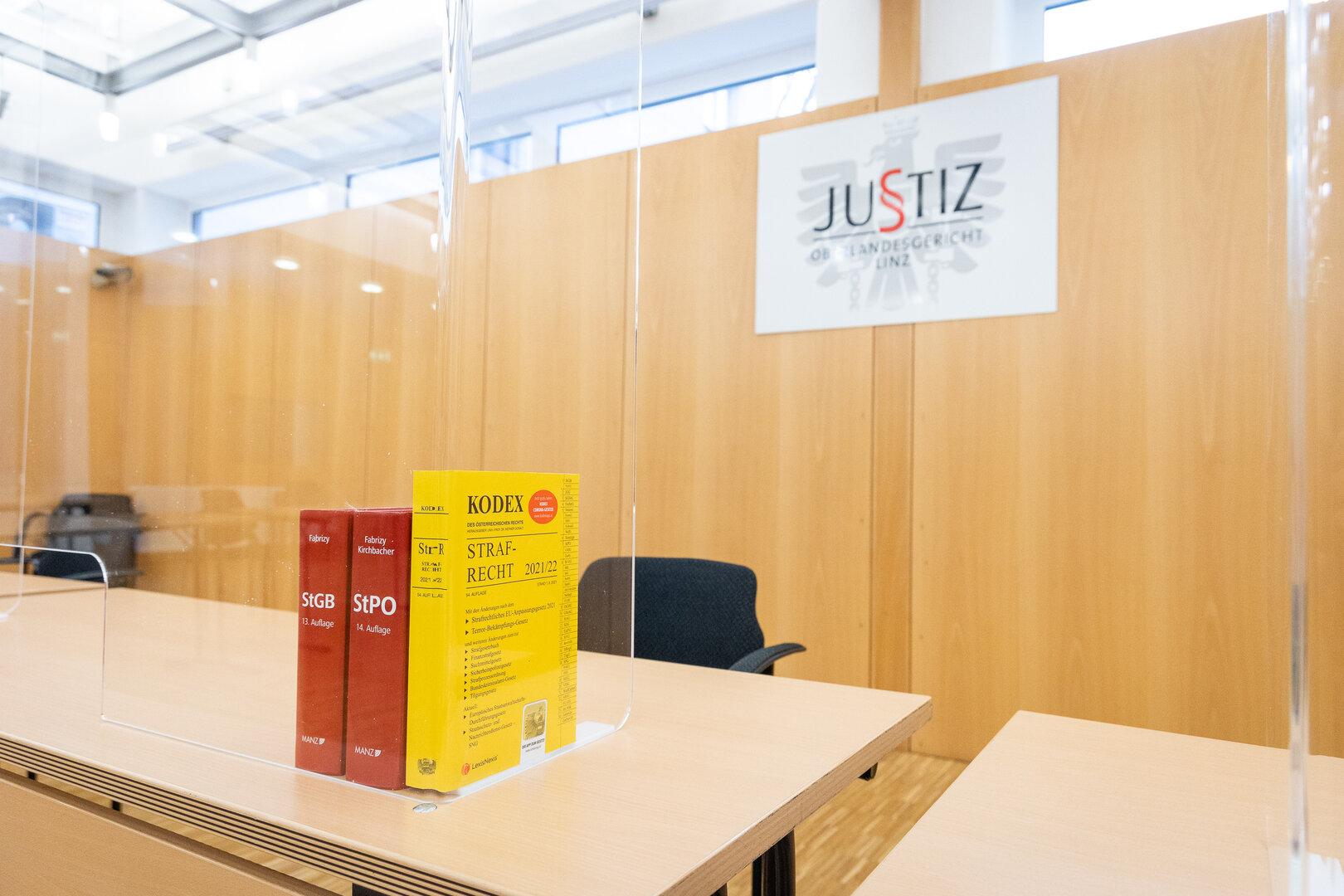 OBERÖSTERREICH: BERUFUNGSPROZESS GEGEN ERNST AUGUST VON HANNOVER STARTET IN LINZ