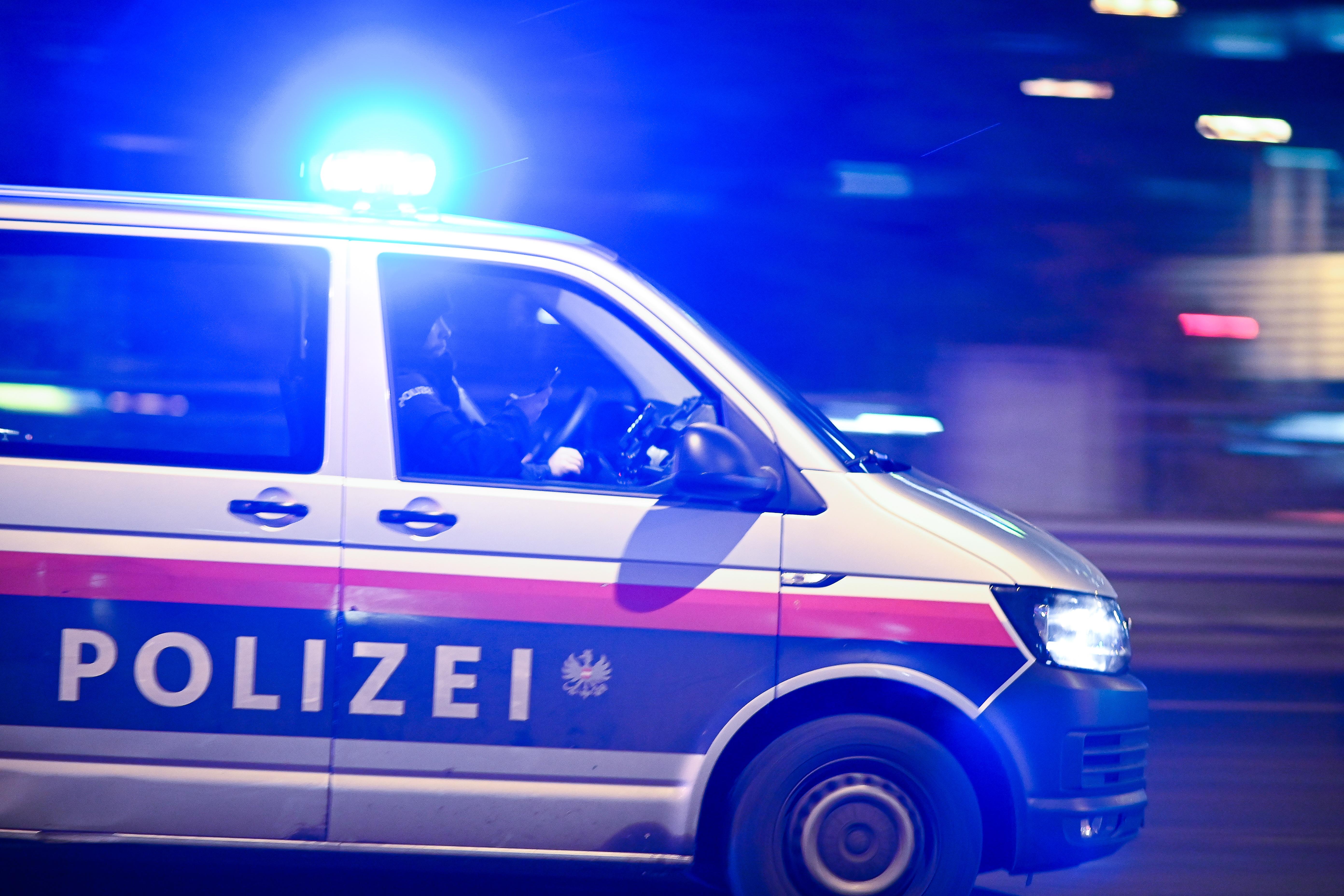 Polizeieinsatz wegen selbstgebasteltem Schwert in Wien-Simmering